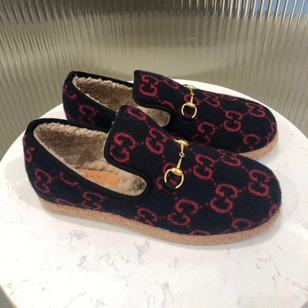GUCCI HORSEBIT LOAFER IN BLACK MIX RED WOOL AND LAMB FUR LINING