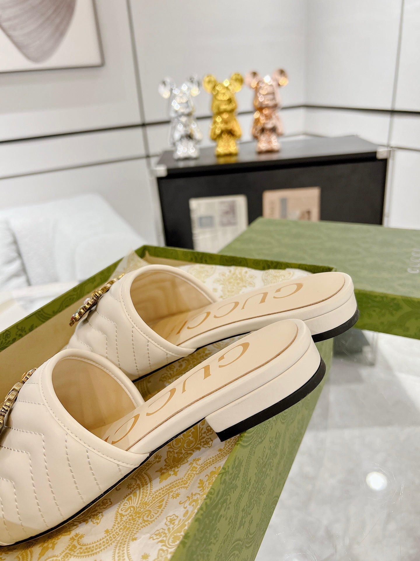 GUCCI SPARKLE CRYSTAL SLIDE SANDAL CREAM CALFSKIN