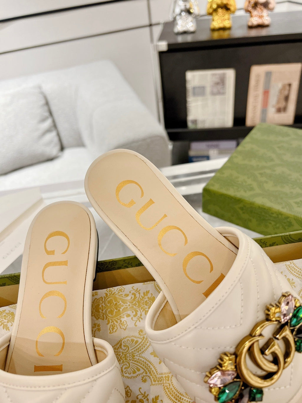 GUCCI SPARKLE CRYSTAL SLIDE SANDAL CREAM CALFSKIN