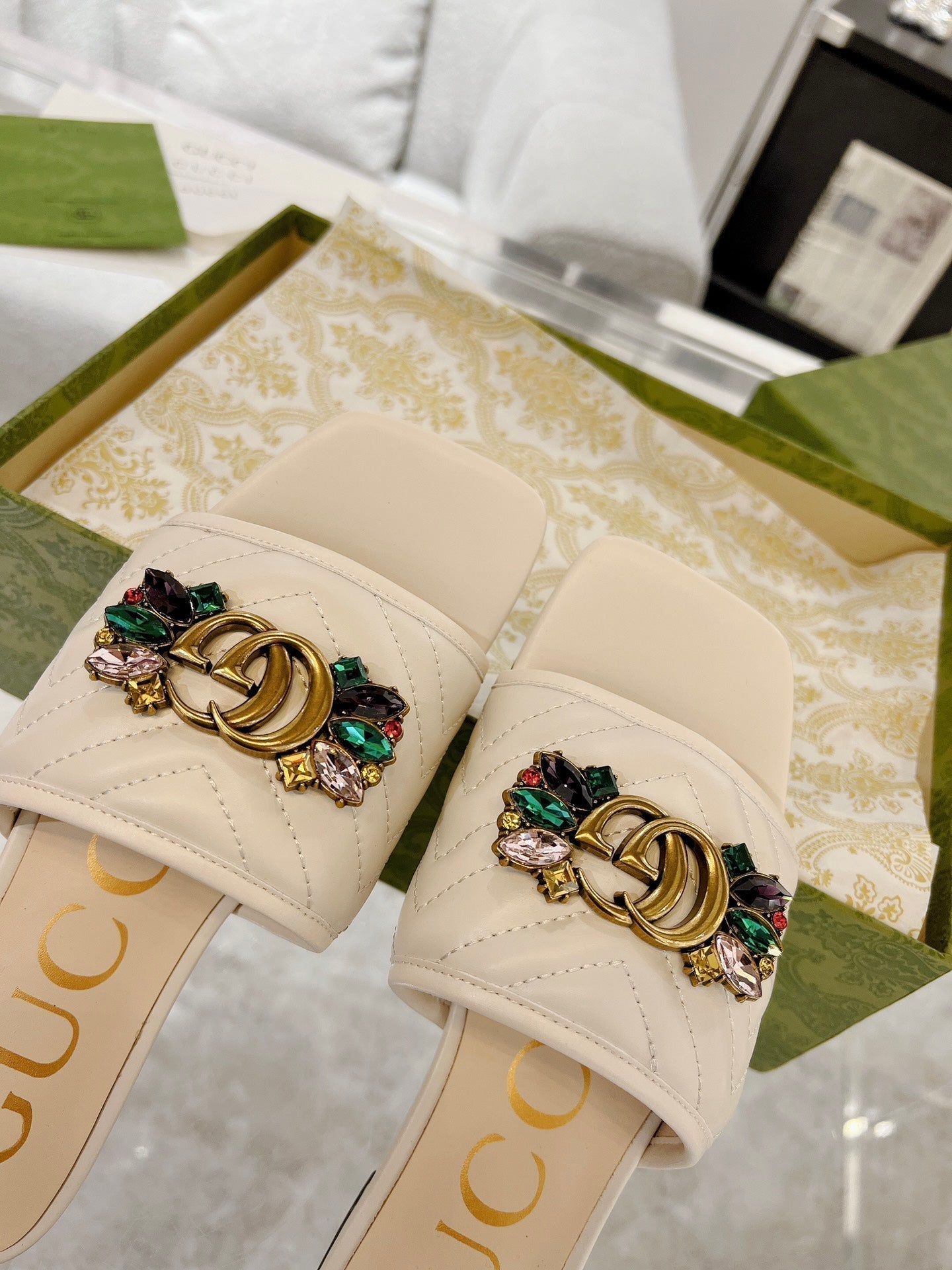 GUCCI SPARKLE CRYSTAL SLIDE SANDAL CREAM CALFSKIN