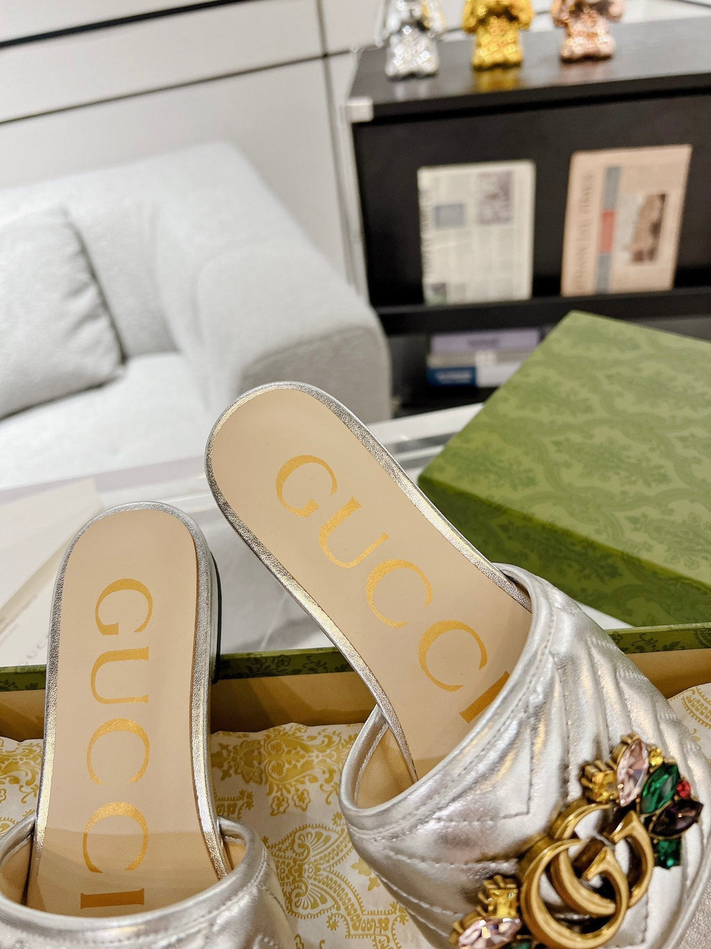 GUCCI SPARKLE CRYSTAL SLIDE SANDAL SILVER CALFSKIN