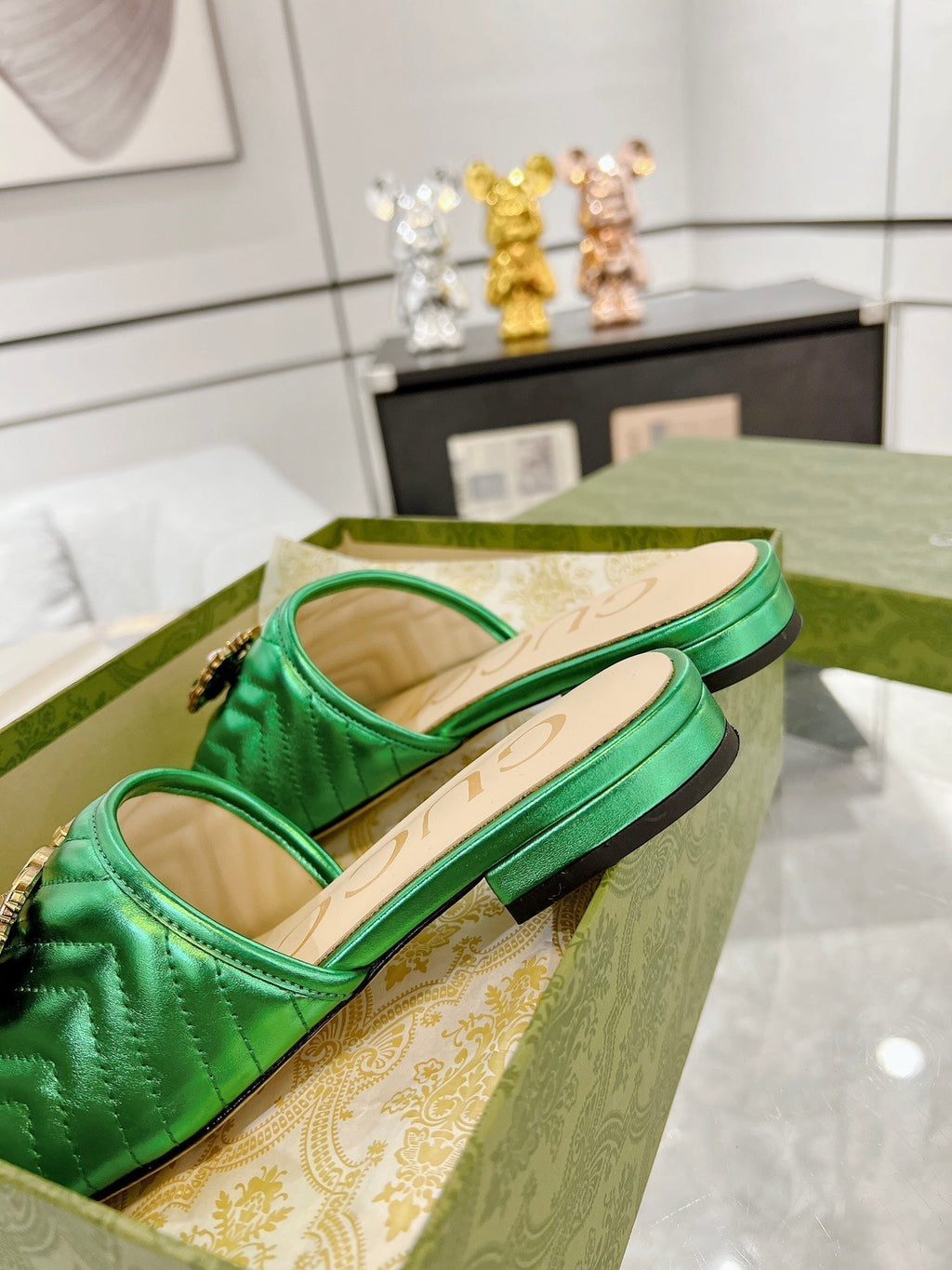 GUCCI SPARKLE CRYSTAL SLIDE SANDAL METALLIC GREEN CALFSKIN