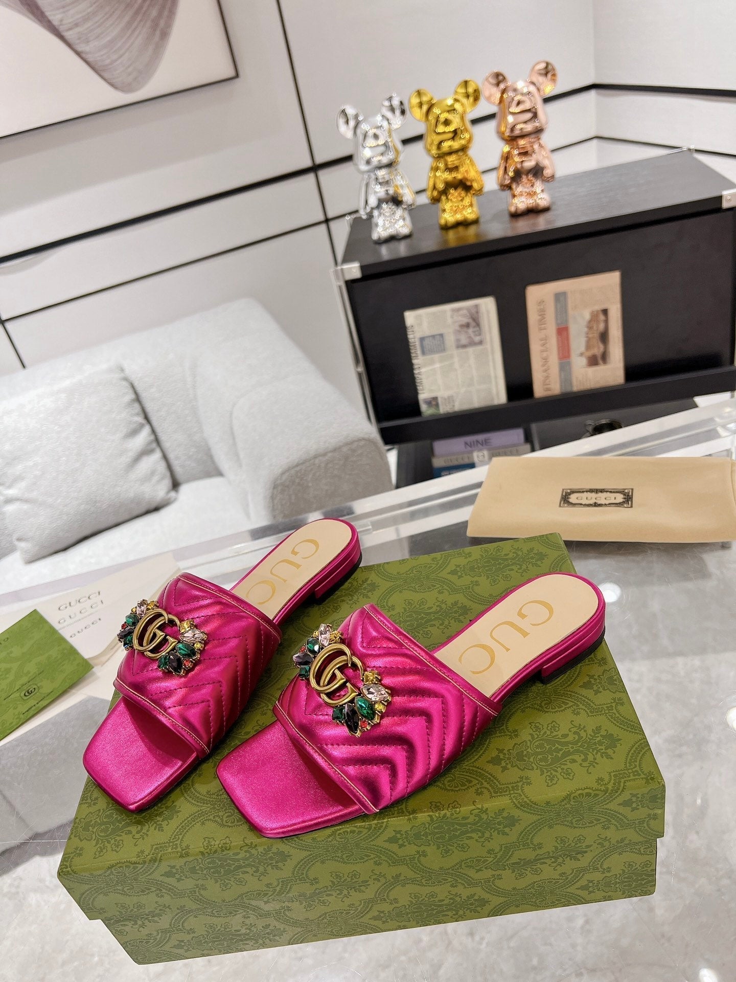 GUCCI SPARKLE CRYSTAL SLIDE SANDAL METALLIC PINK CALFSKIN