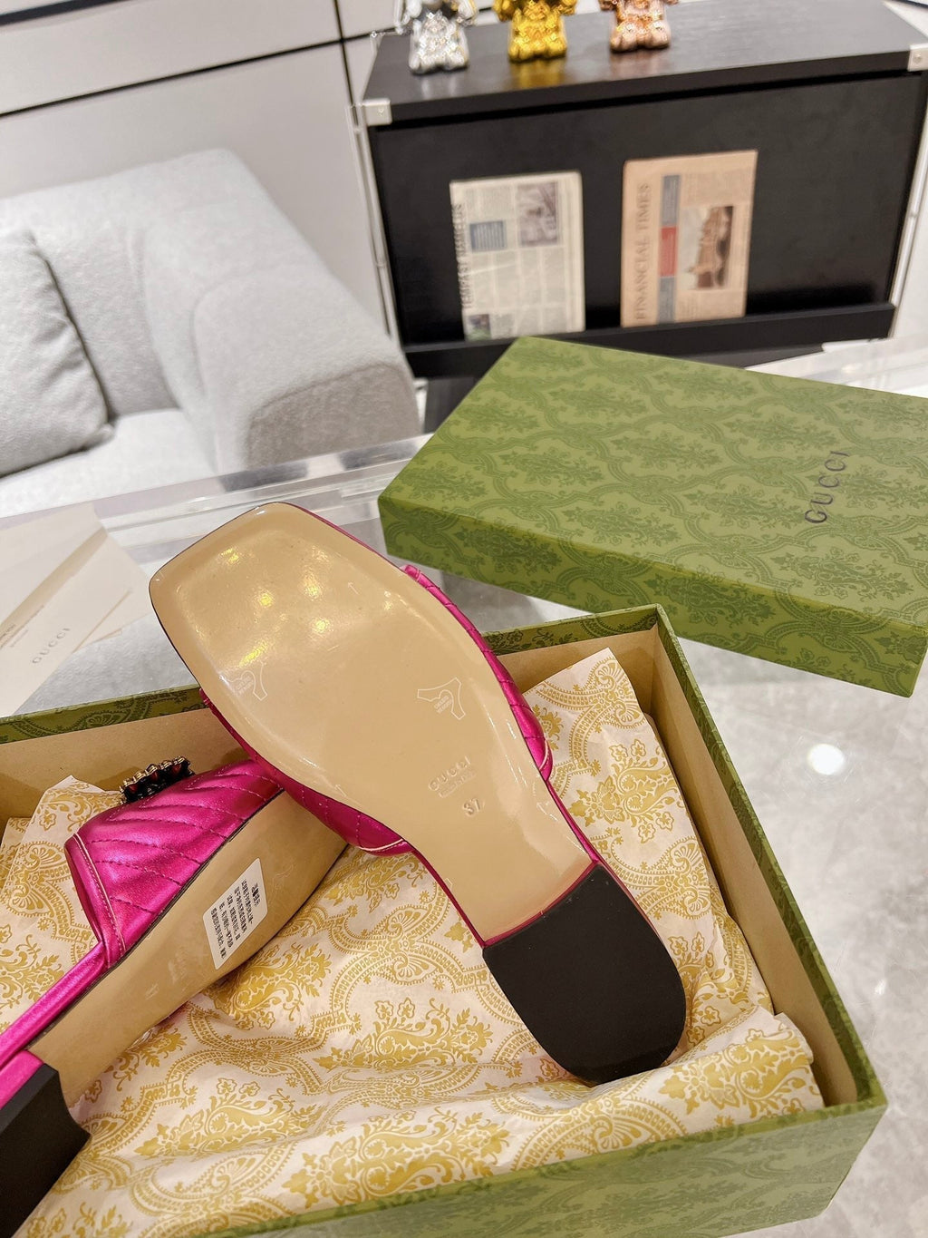GUCCI SPARKLE CRYSTAL SLIDE SANDAL METALLIC PINK CALFSKIN