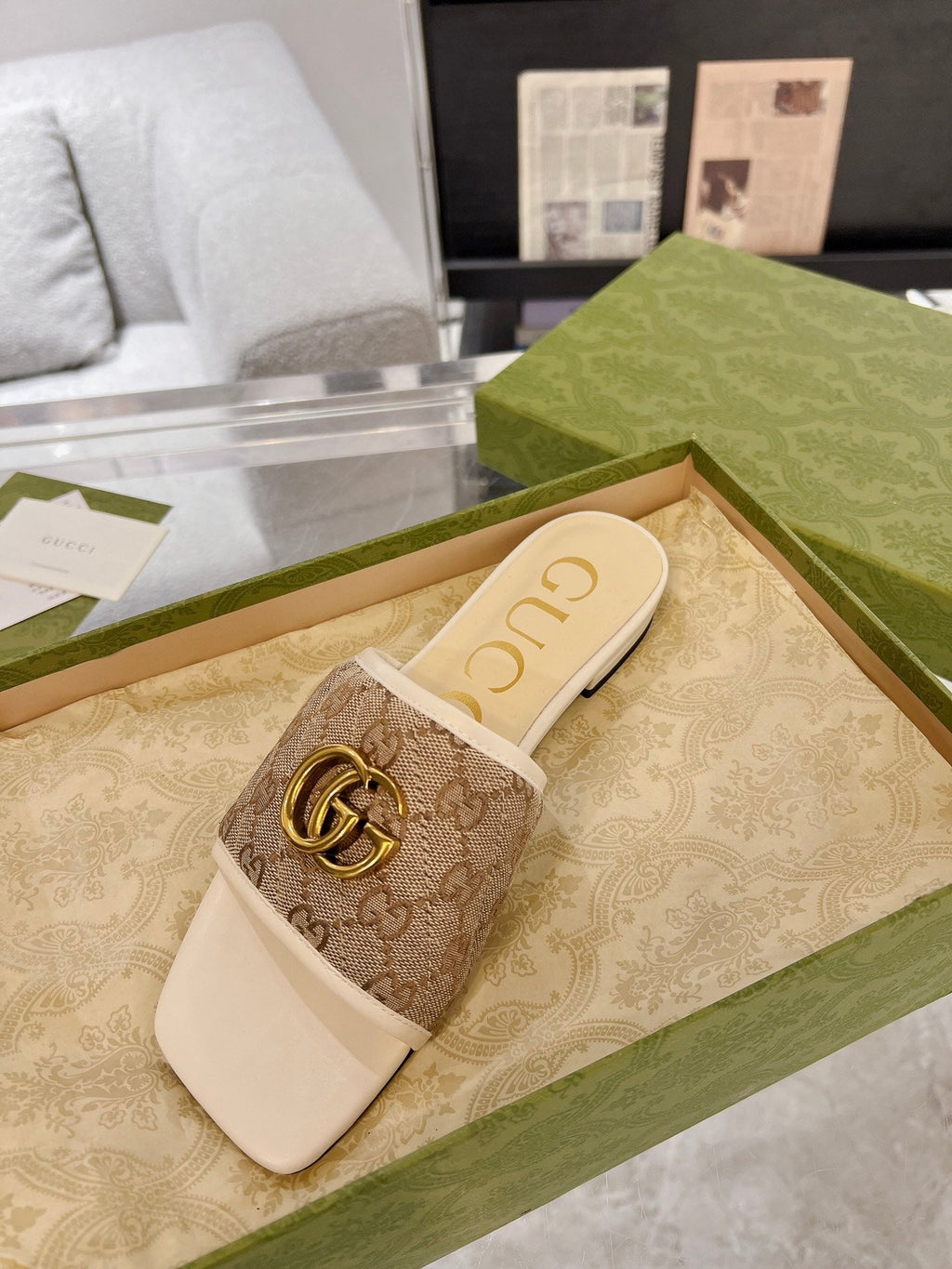 GUCCI EXCLUSIVE SLIDE SANDAL IVORY AND BROWN FABRIC