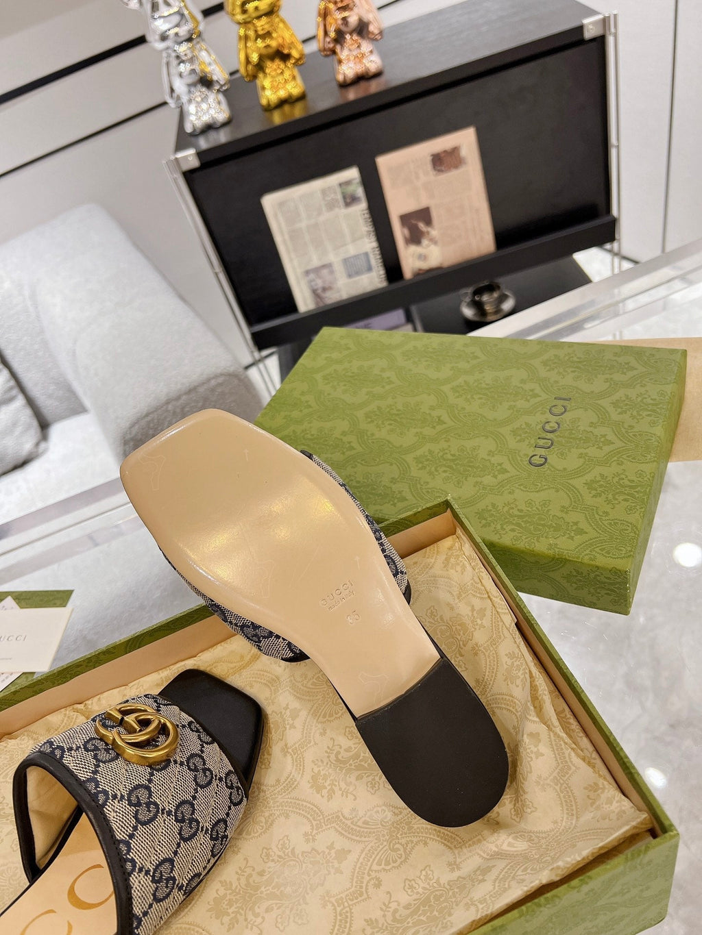 GUCCI EXCLUSIVE SLIDE SANDAL BLACK AND CHARCOAL FABRIC
