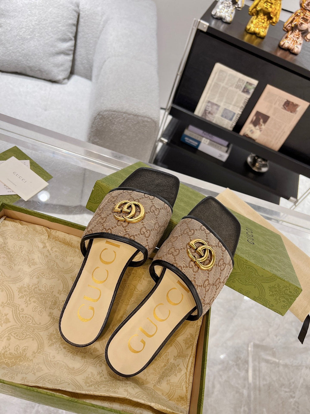 GUCCI EXCLUSIVE SLIDE SANDAL BLACK AND BROWN FABRIC