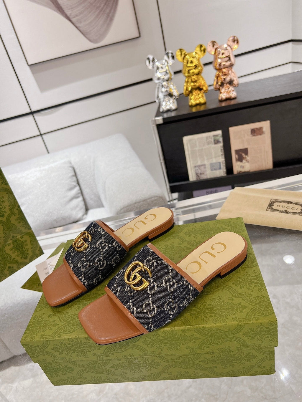 GUCCI EXCLUSIVE SLIDE SANDAL CARAMEL AND BLACK FABRIC