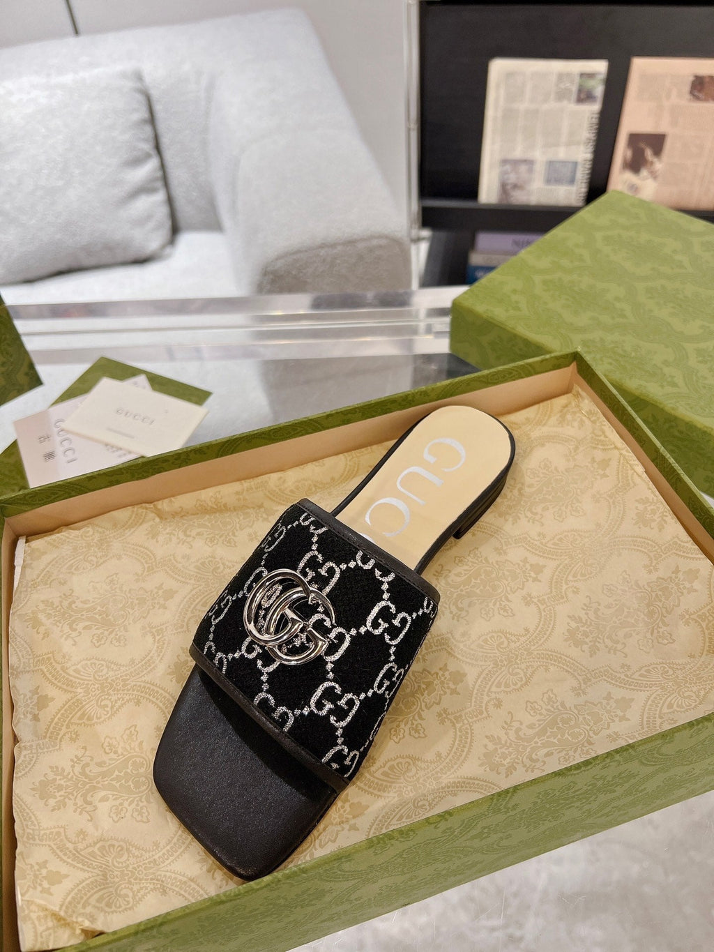 GUCCI EXCLUSIVE SLIDE SANDAL BLACK FABRIC