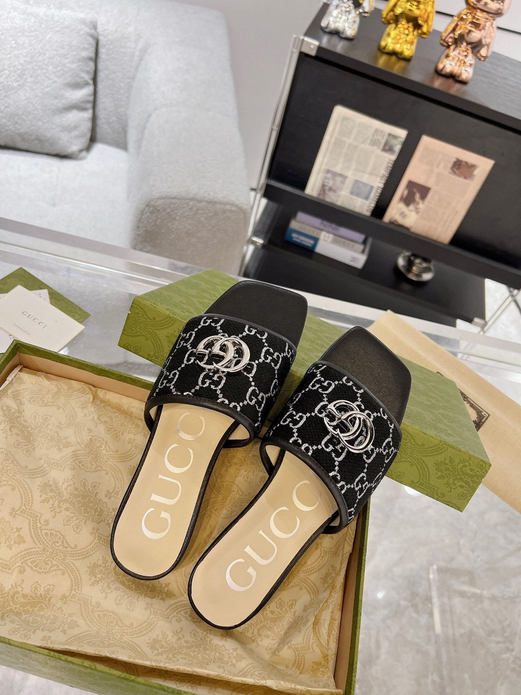 GUCCI EXCLUSIVE SLIDE SANDAL BLACK FABRIC