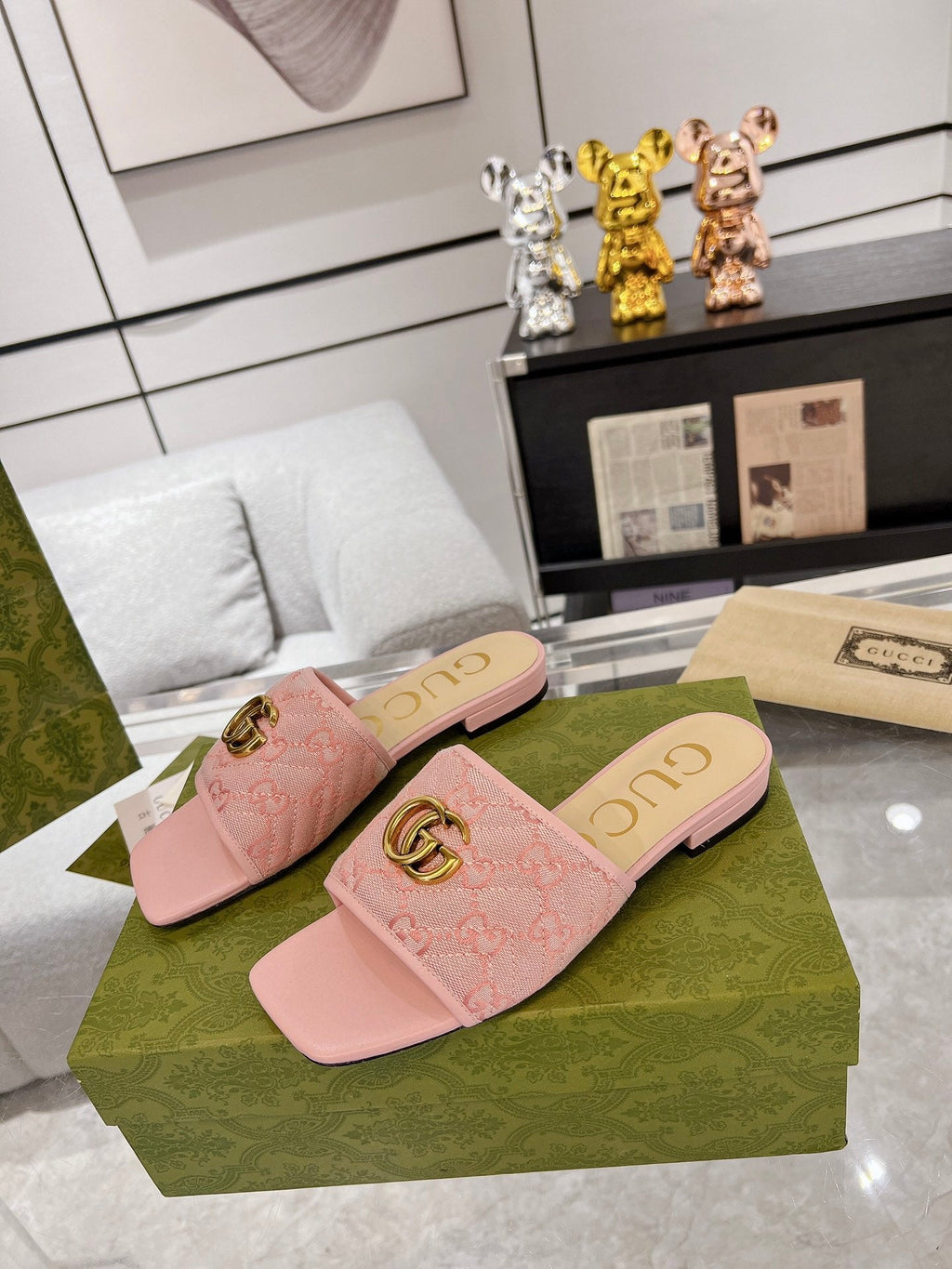GUCCI EXCLUSIVE SLIDE SANDAL LIGHT PINK FABRIC
