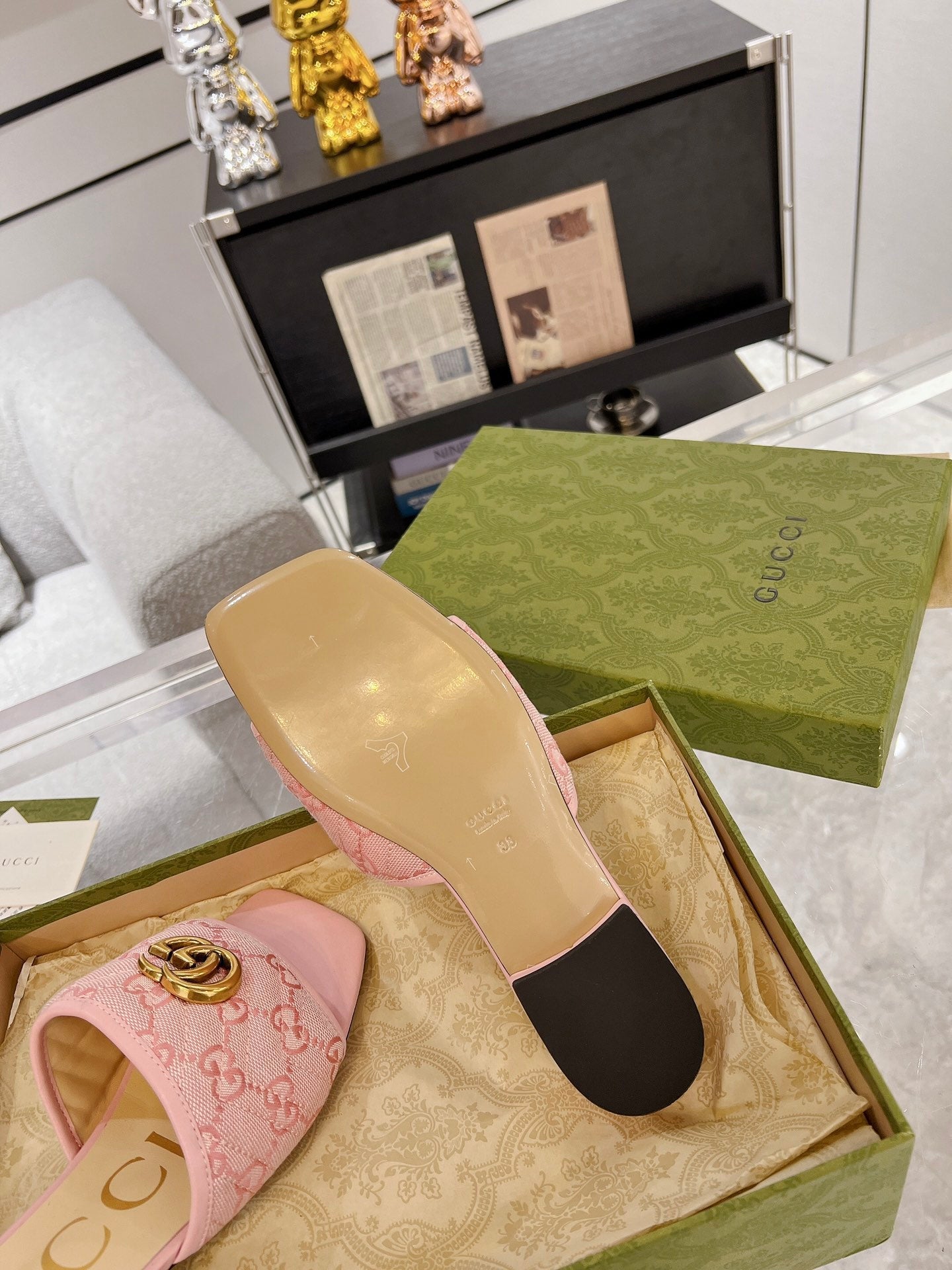GUCCI EXCLUSIVE SLIDE SANDAL LIGHT PINK FABRIC