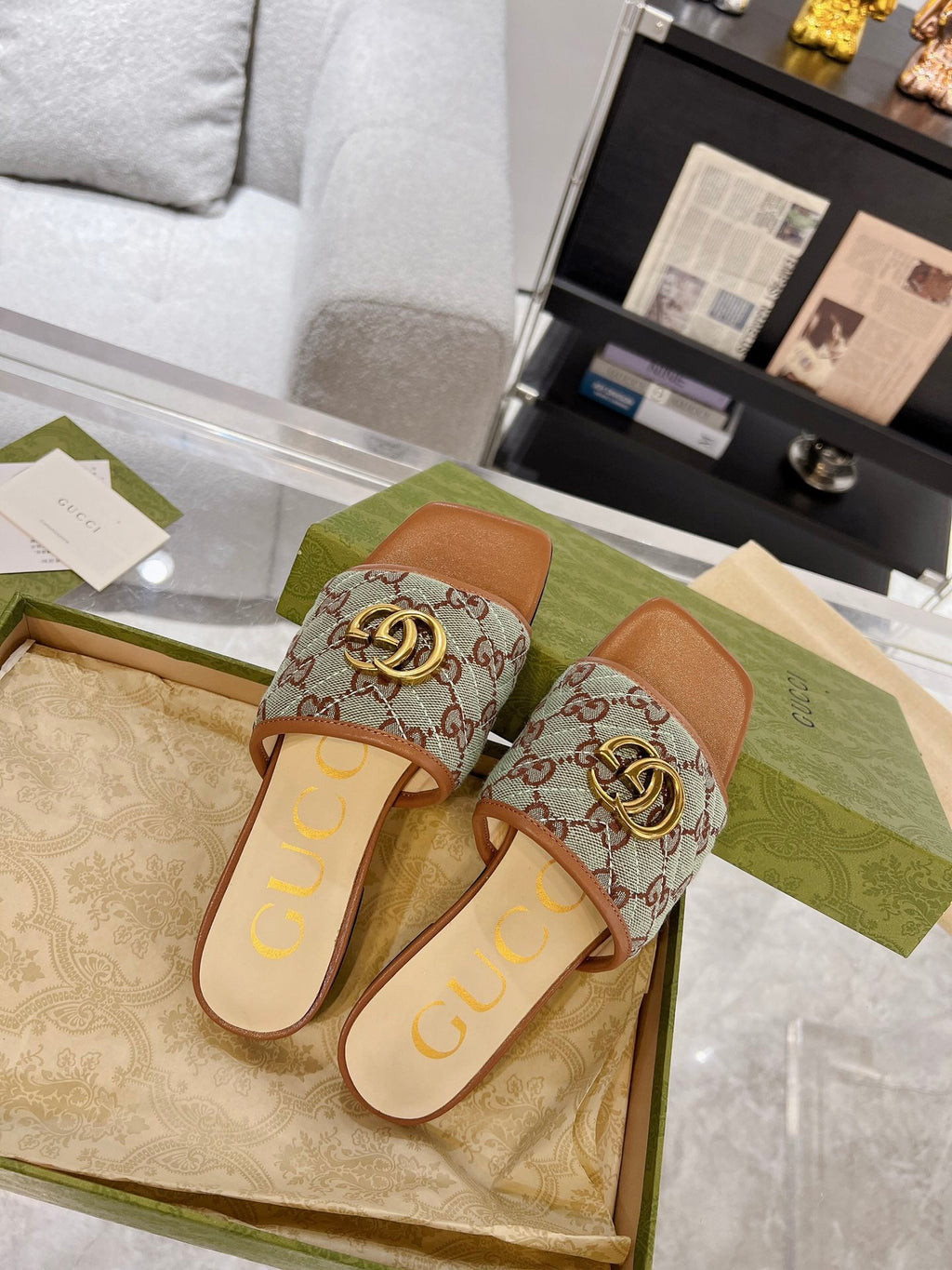 GUCCI EXCLUSIVE SLIDE SANDAL CARAMEL AND GRAY FABRIC