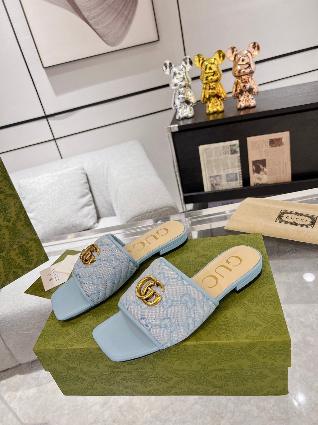 GUCCI EXCLUSIVE SLIDE SANDAL SKY FABRIC