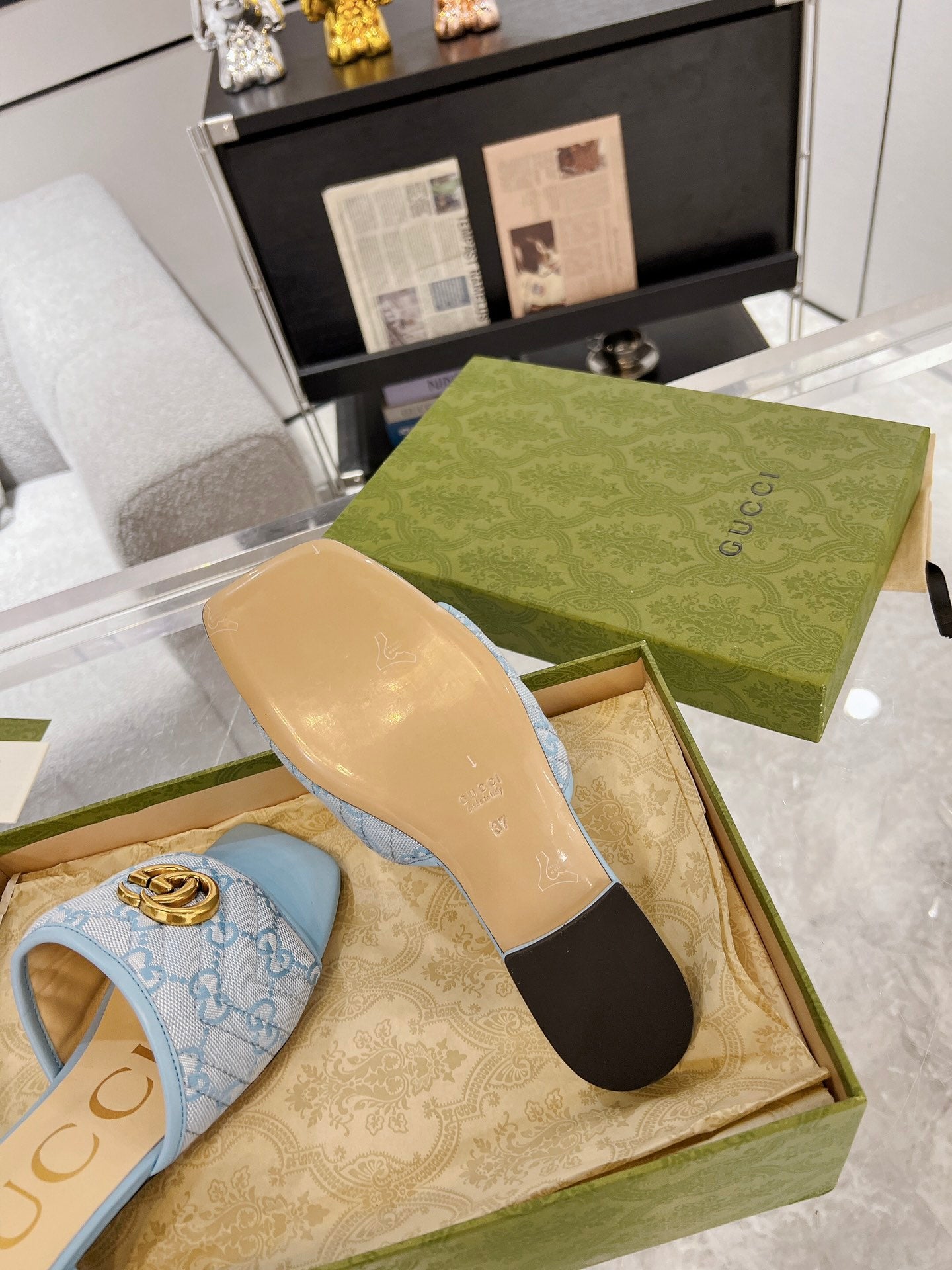 GUCCI EXCLUSIVE SLIDE SANDAL SKY FABRIC
