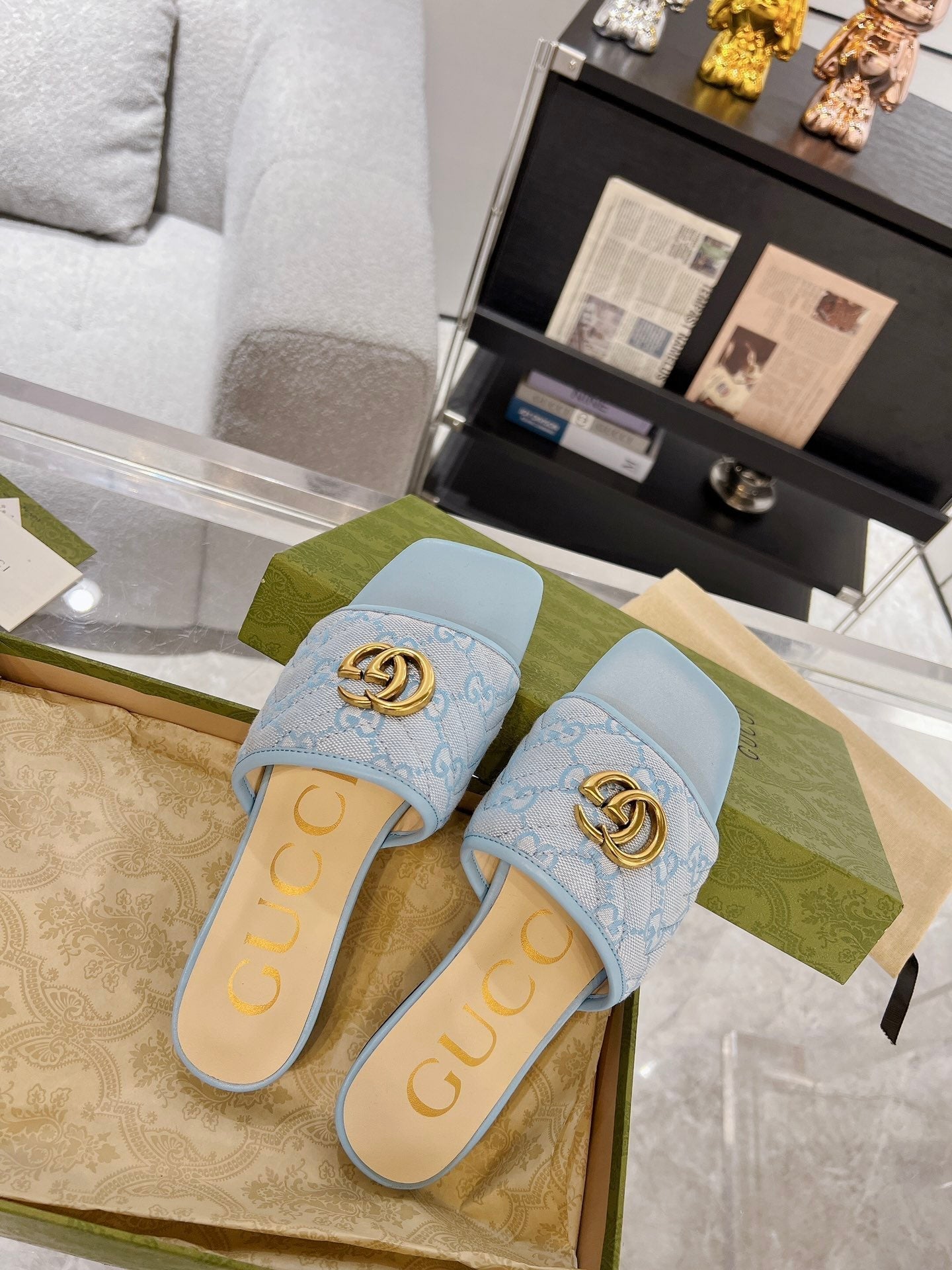 GUCCI EXCLUSIVE SLIDE SANDAL SKY FABRIC