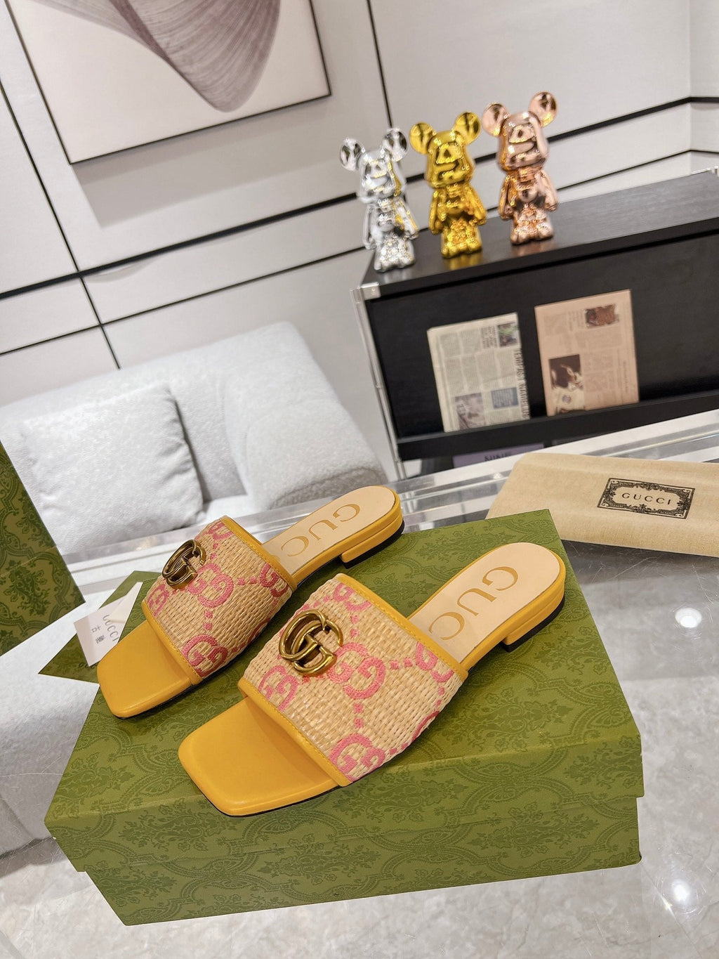 GUCCI EXCLUSIVE SLIDE SANDAL AMBER SEDGE