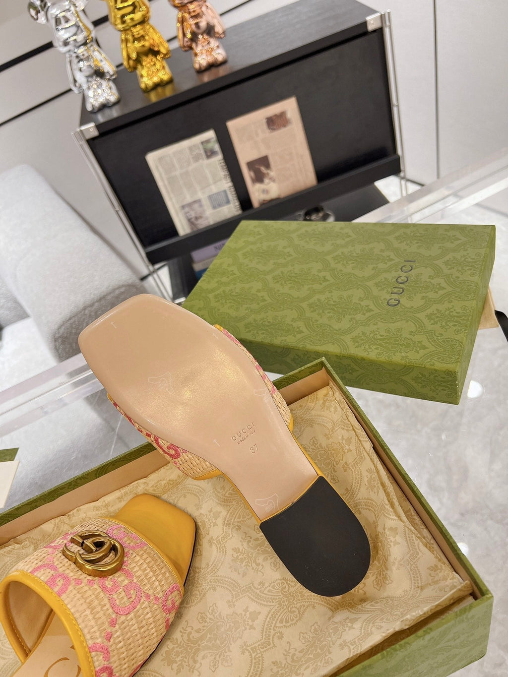 GUCCI EXCLUSIVE SLIDE SANDAL AMBER SEDGE