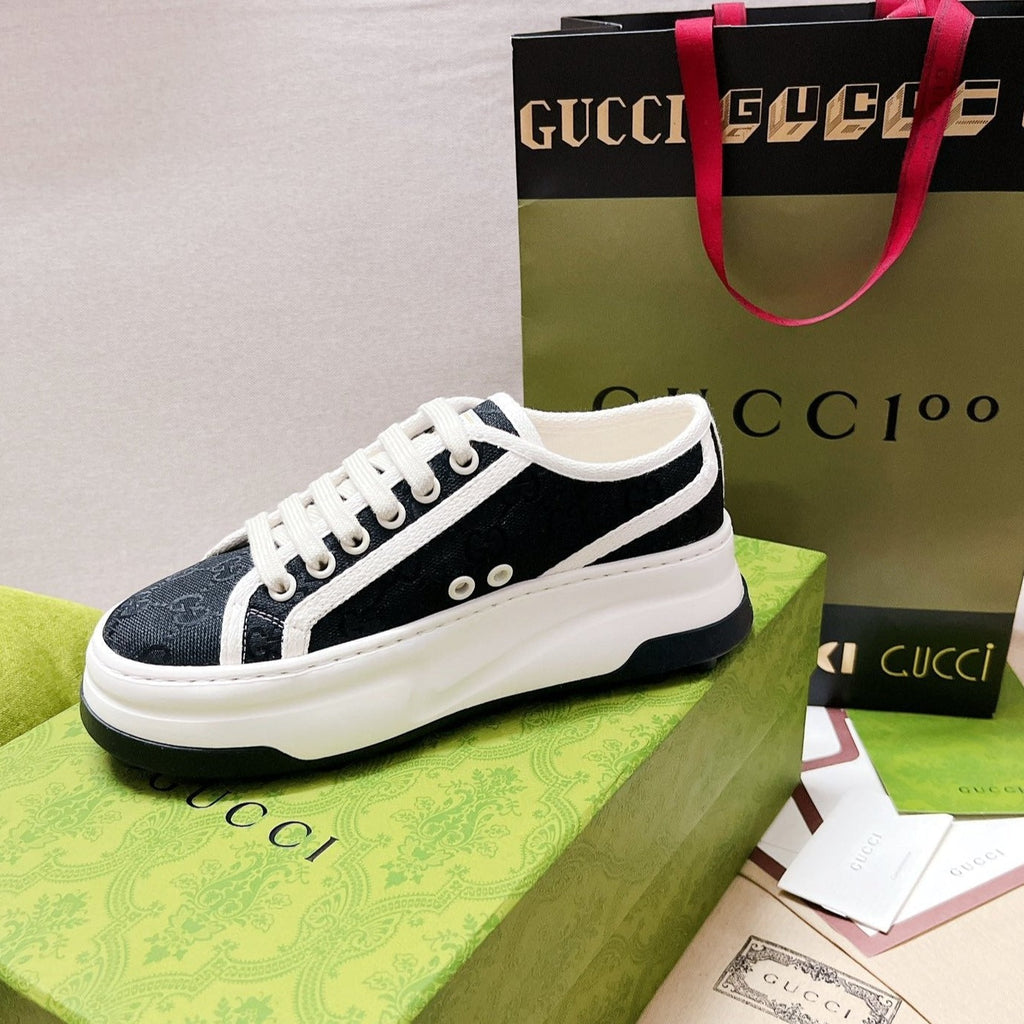 GUCCI Canvas lace-up sneakers Black White