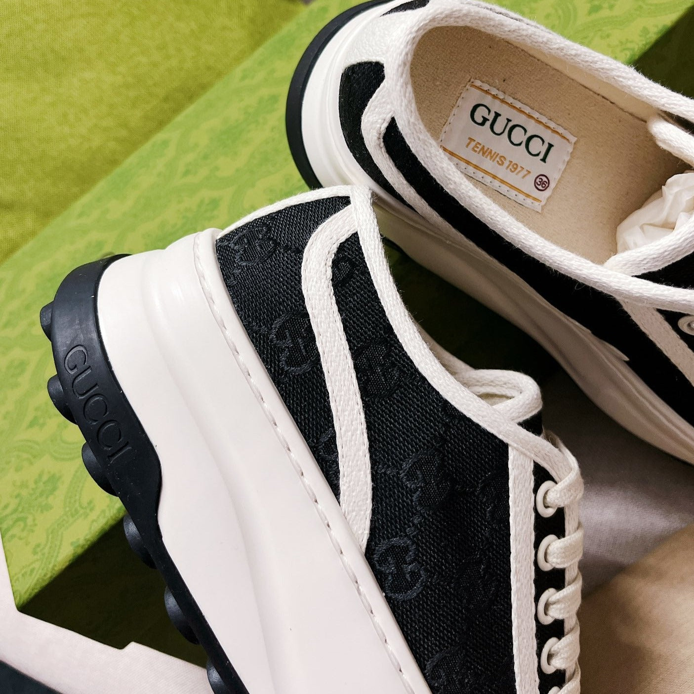 GUCCI Canvas lace-up sneakers Black White