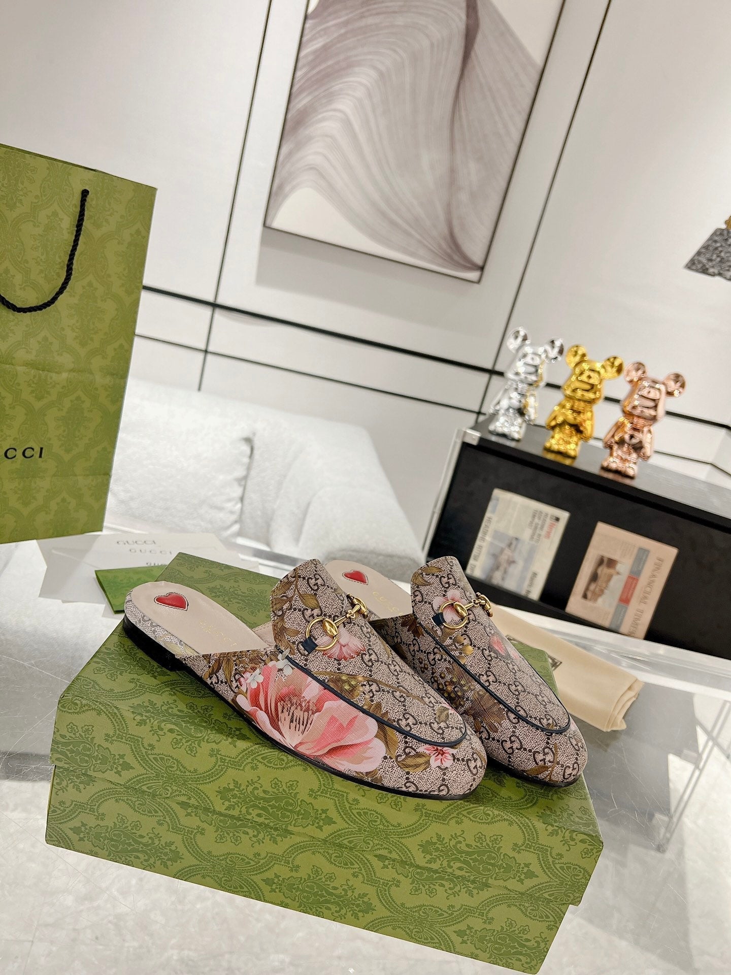 GUCCI HORSEBIT FLOWER SLIPPER MULE IN DARK BEIGE MONOGRAM JACQUARD FABRIC