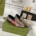 GUCCI HORSEBIT LOAFER WITH FLOWER PRINT IN DARK BEIGE MONOGRAM JACQUARD FABRIC