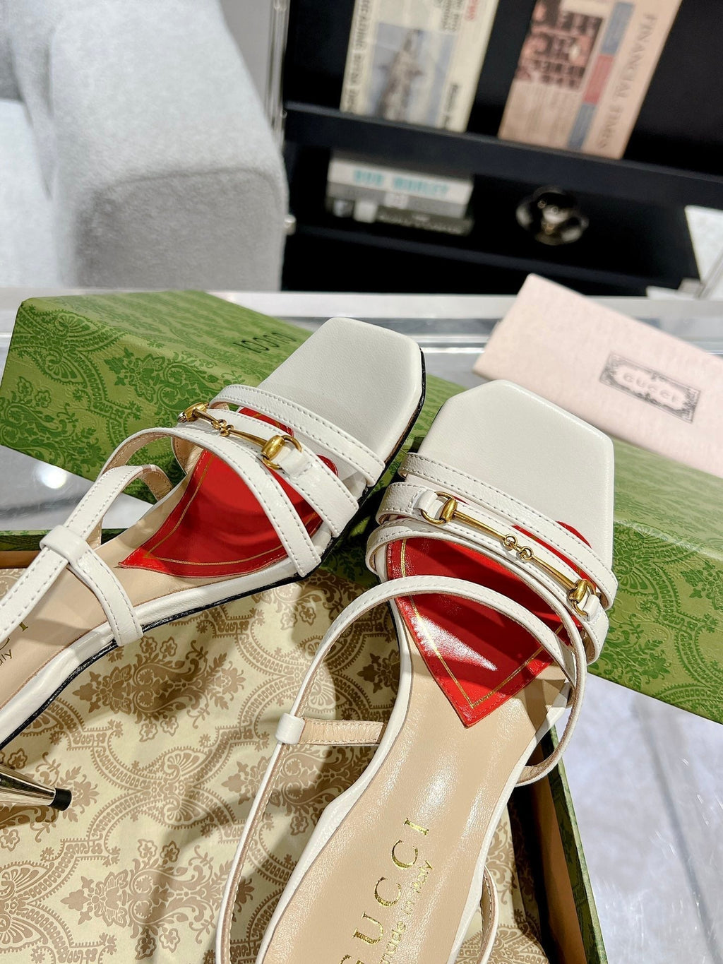 GUCCI CLASSIC STRAPPY HEEL SANDAL WHITE CALFSKIN