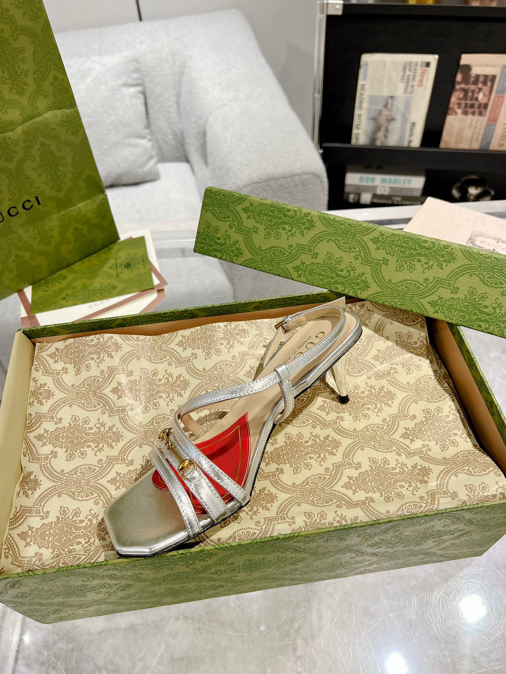 GUCCI HIGH HEEL 65MM IN SILVER CALFSKIN WITH RED HEART