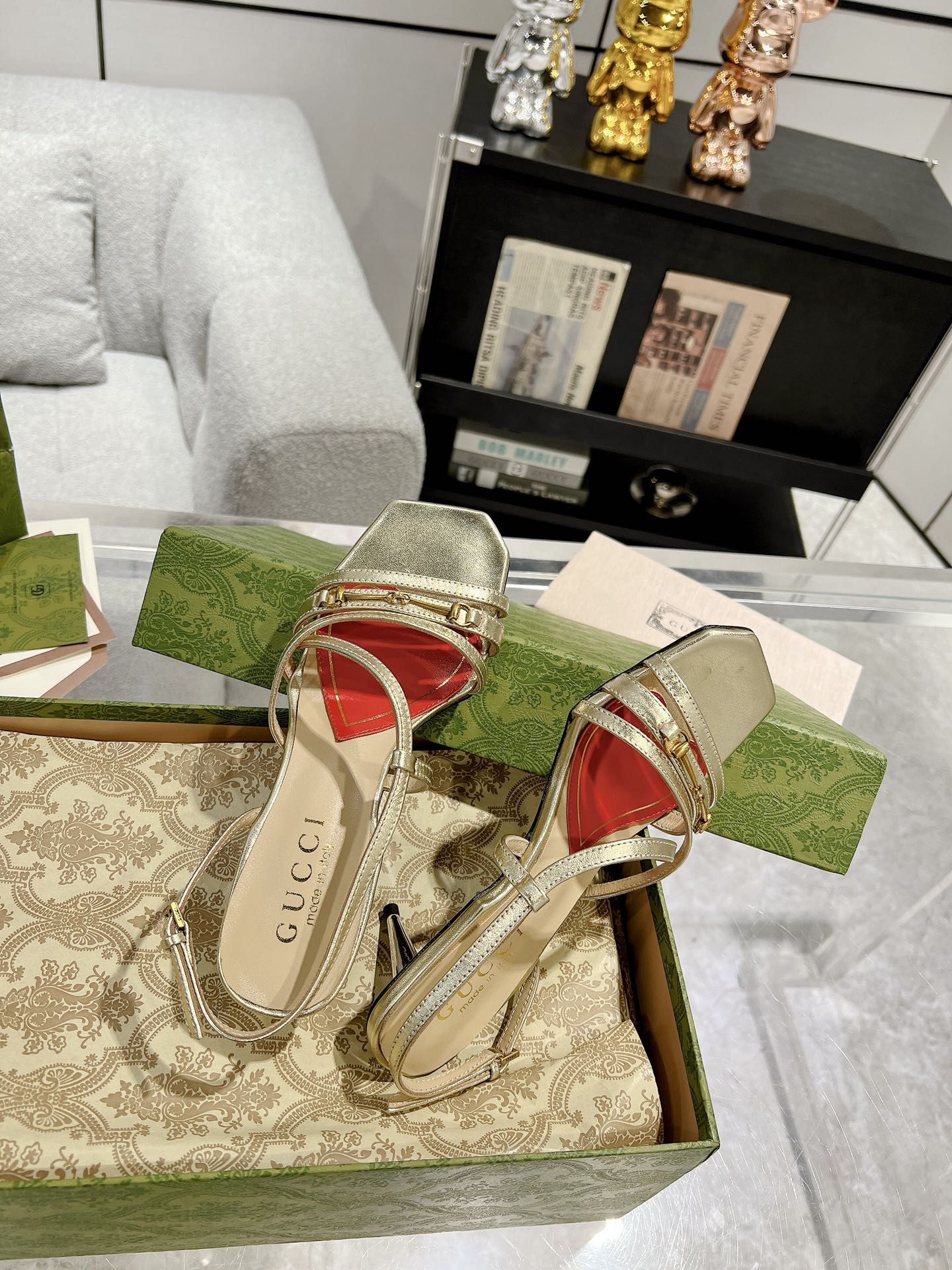 GUCCI CLASSIC STRAPPY HEEL SANDAL METALLIC GOLD CALFSKIN