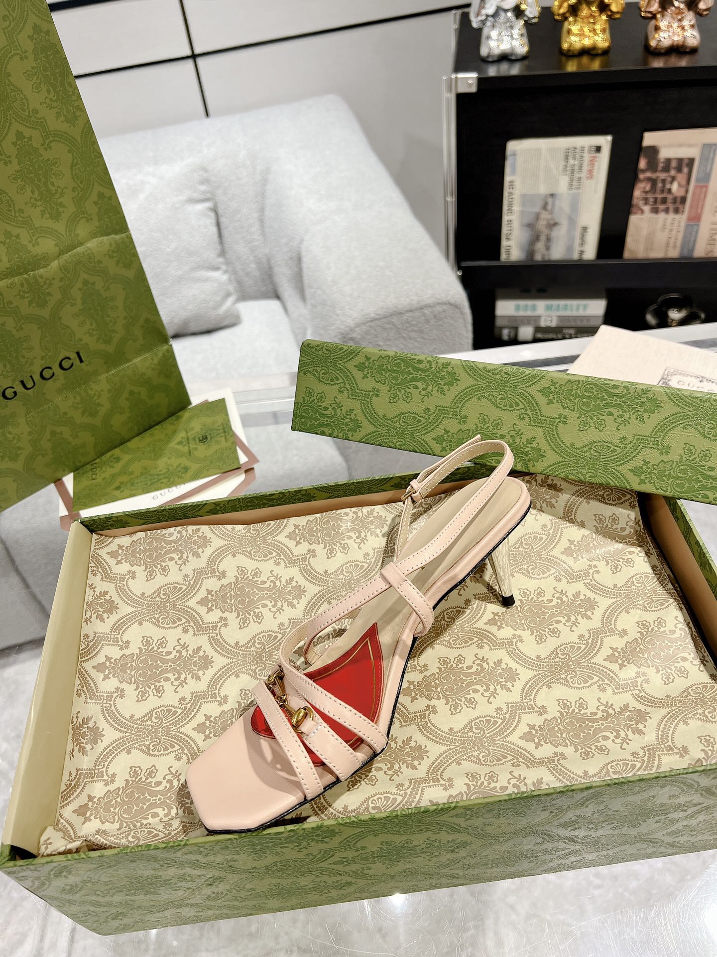 GUCCI HIGH HEEL 65MM IN TAN BEIGE CALFSKIN WITH RED HEART