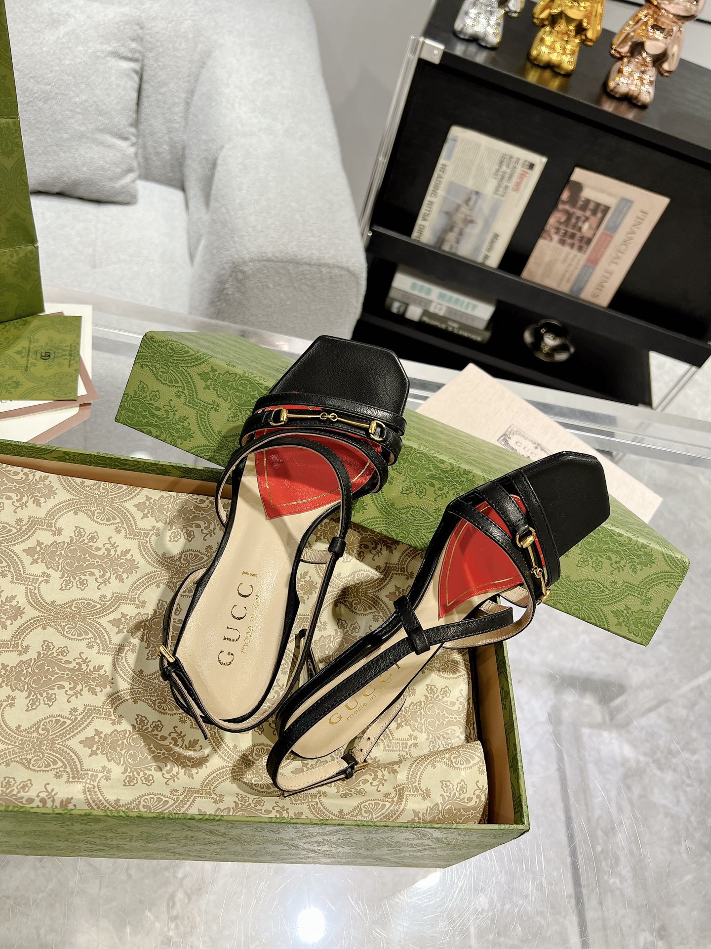 GUCCI CLASSIC STRAPPY HEEL SANDAL BLACK CALFSKIN