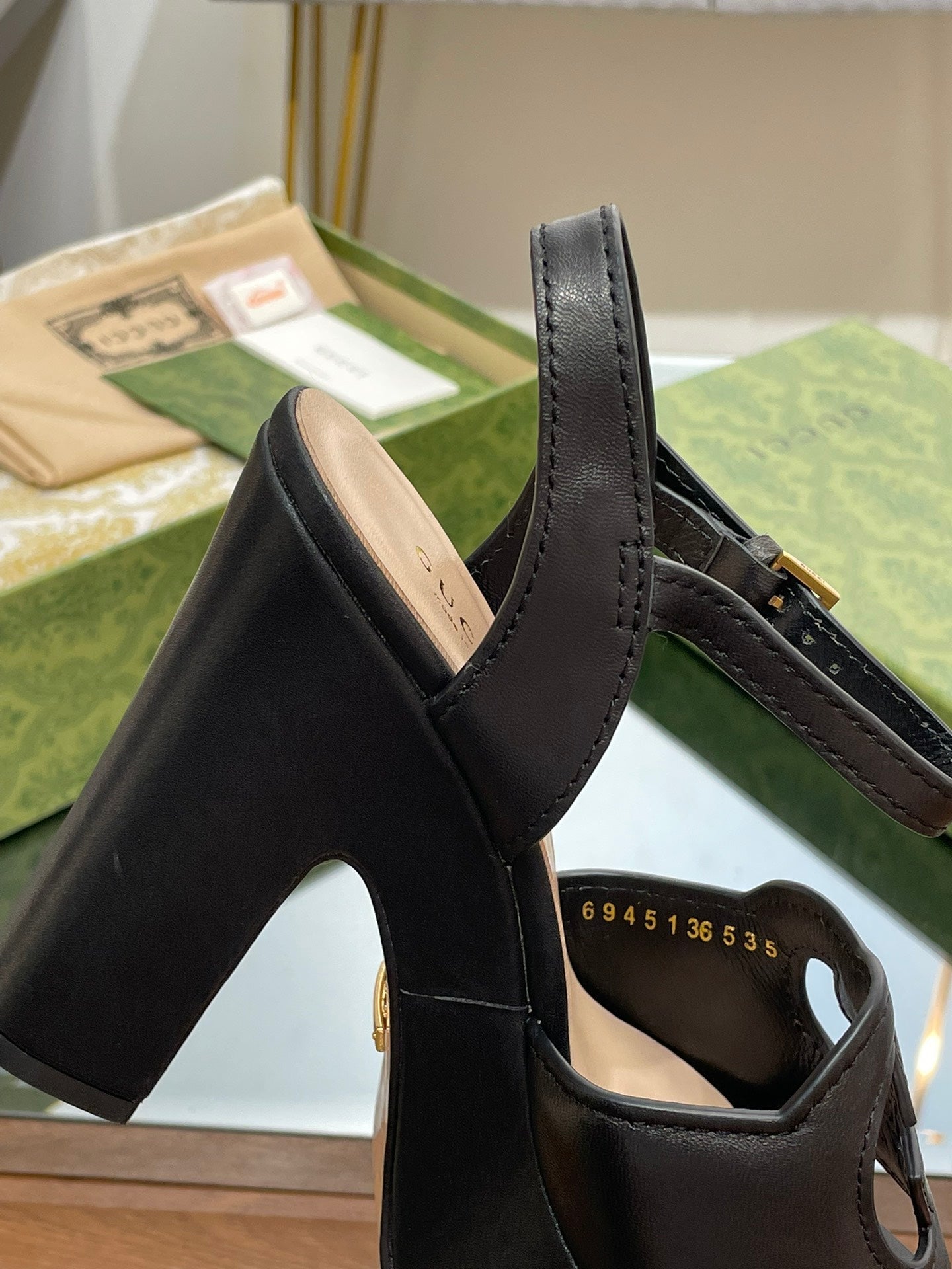 GUCCI 120 INTERLOCKING G SANDAL BLACK CALFSKIN