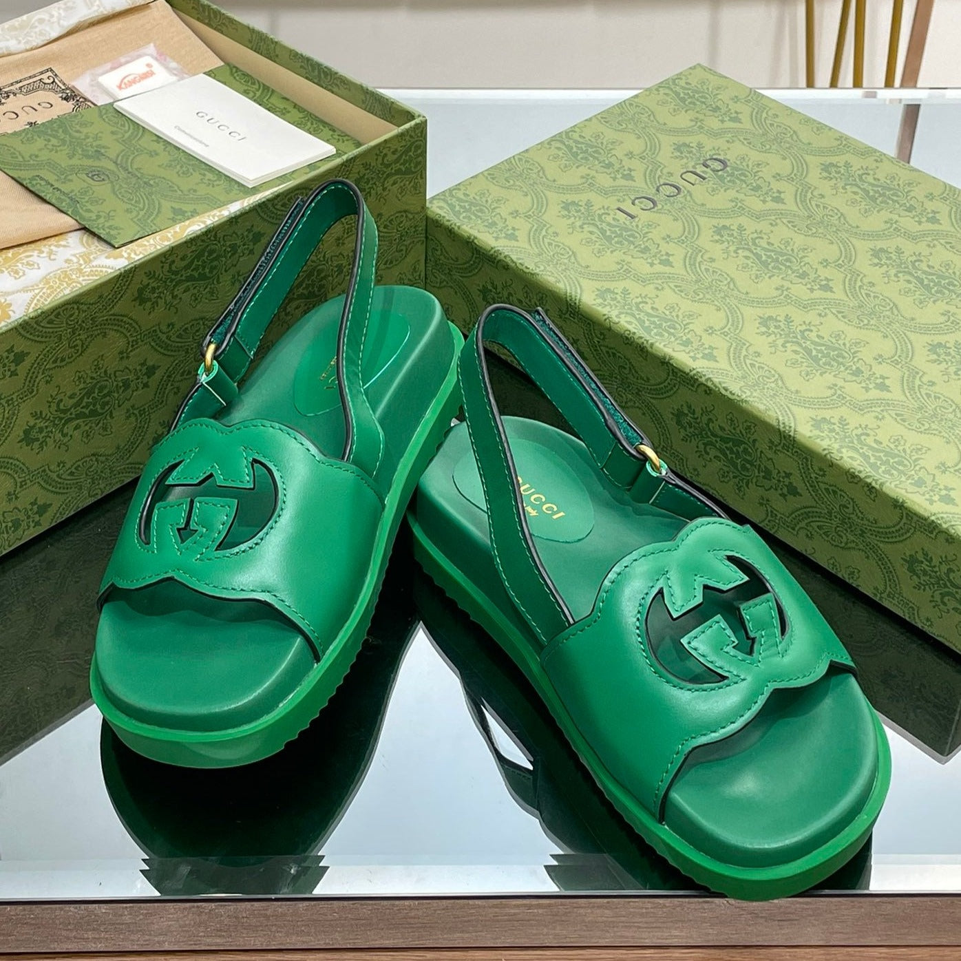 GUCCI INTERLOCKING G CUT OUT SANDAL JADE GREEN LAMBSKIN