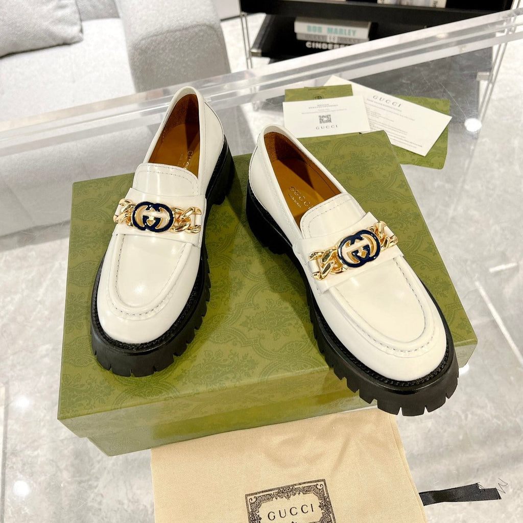 GUCCI LOAFER WITH  CHAINS WHITE CALFSKIN