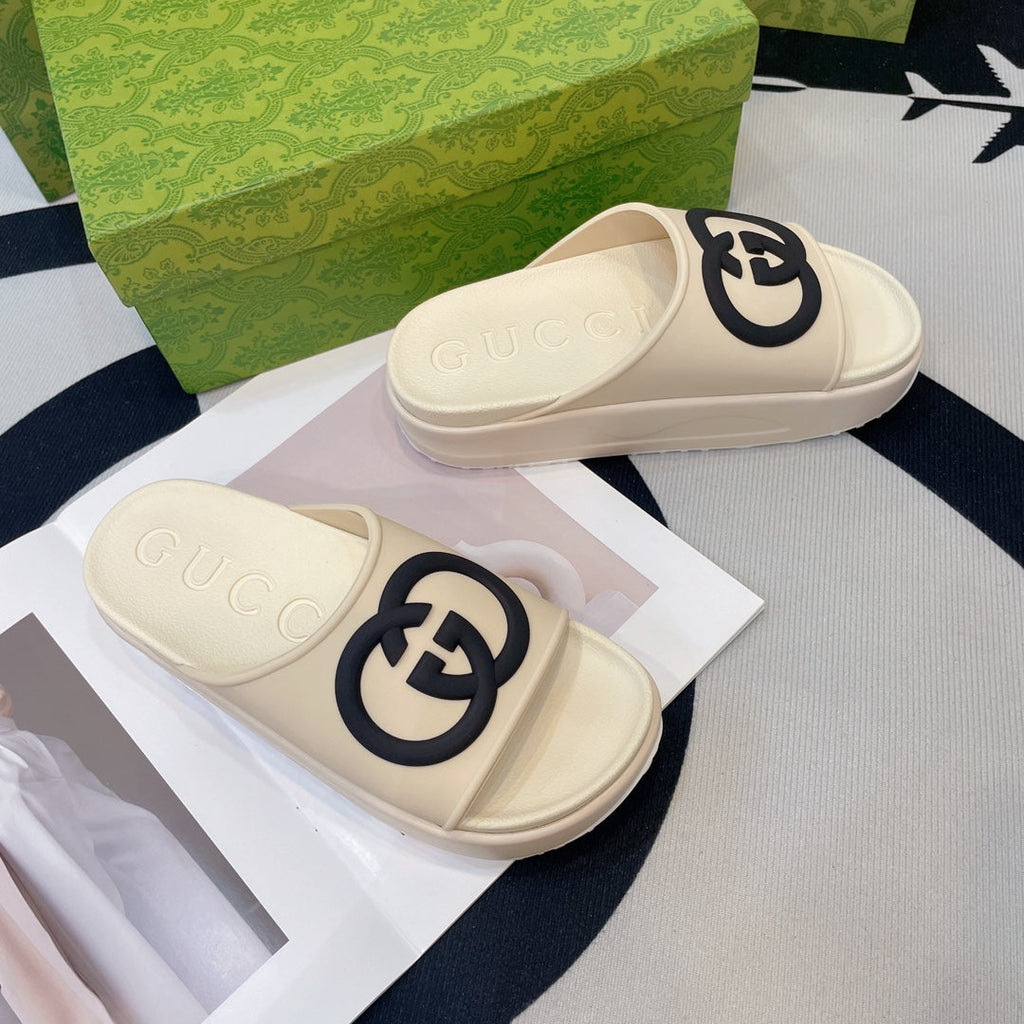 GUCCI INTERLOCKING G SLIDE SANDAL IN WHITE CREAM IMPORTED TPU