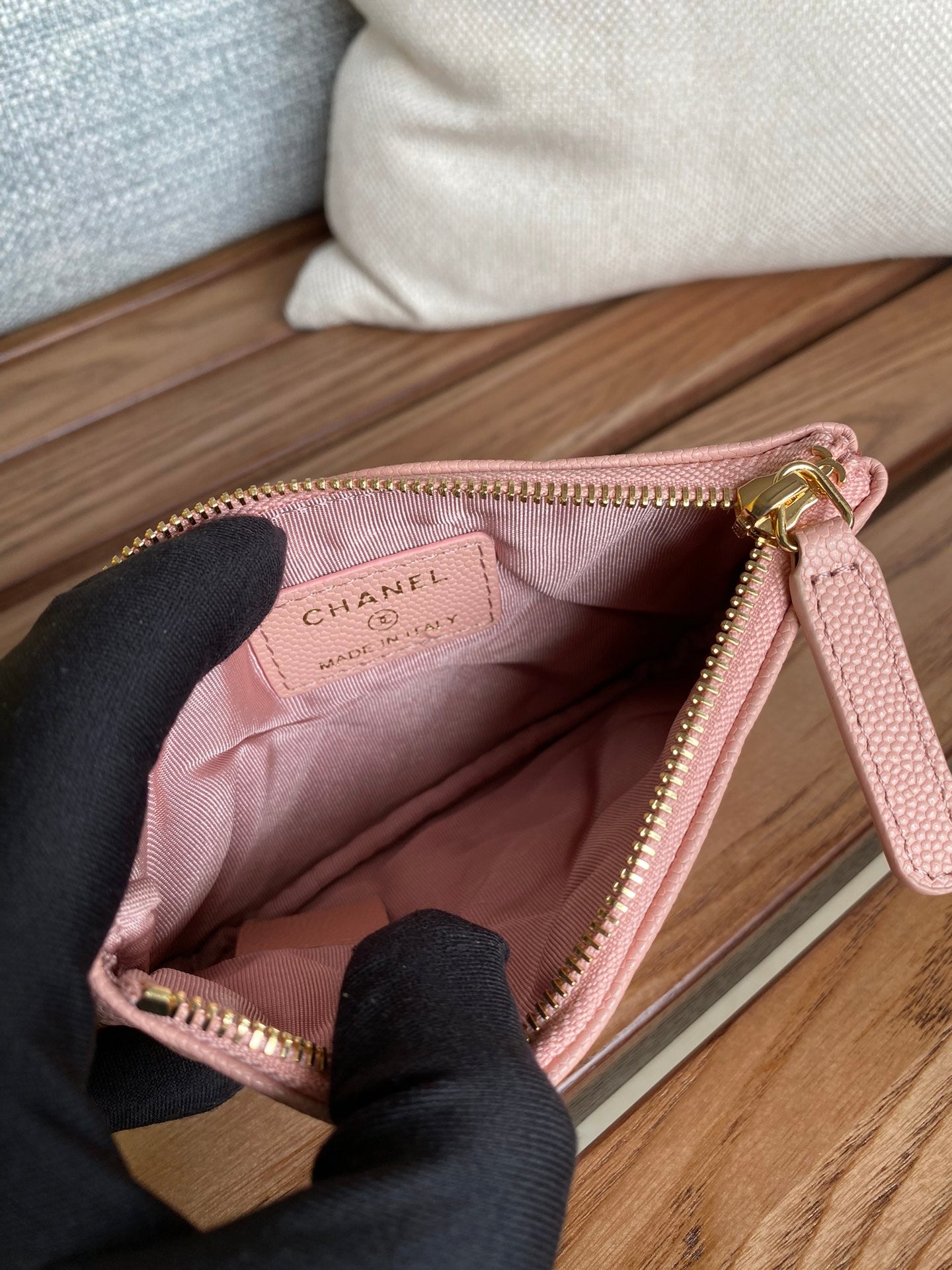 CHANEL CLASSIC SMALL 15 ZIPPED POUCH IN LIGHT PINK GRAINED CALFSKIN