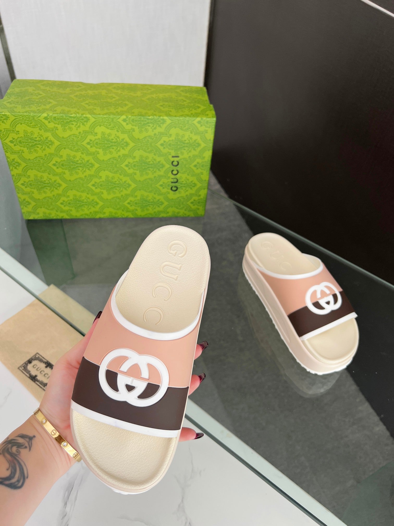 GUCCI INTERLOCKING G SLIDE SANDAL IN WHITE CREAM MIX COLORFUL IMPORTED TPU