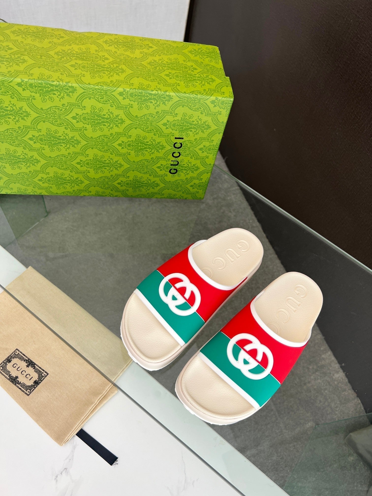 GUCCI INTERLOCKING G SLIDE SANDAL IN WHITE MIX COLORFUL IMPORTED TPU