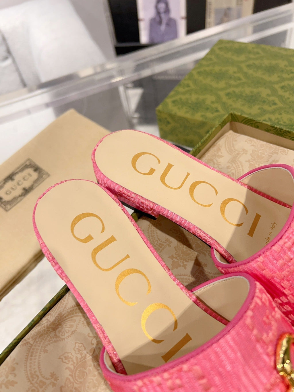GUCCI CHUNKY SLIDE SANDAL BRIGHT PINK CALFSKIN