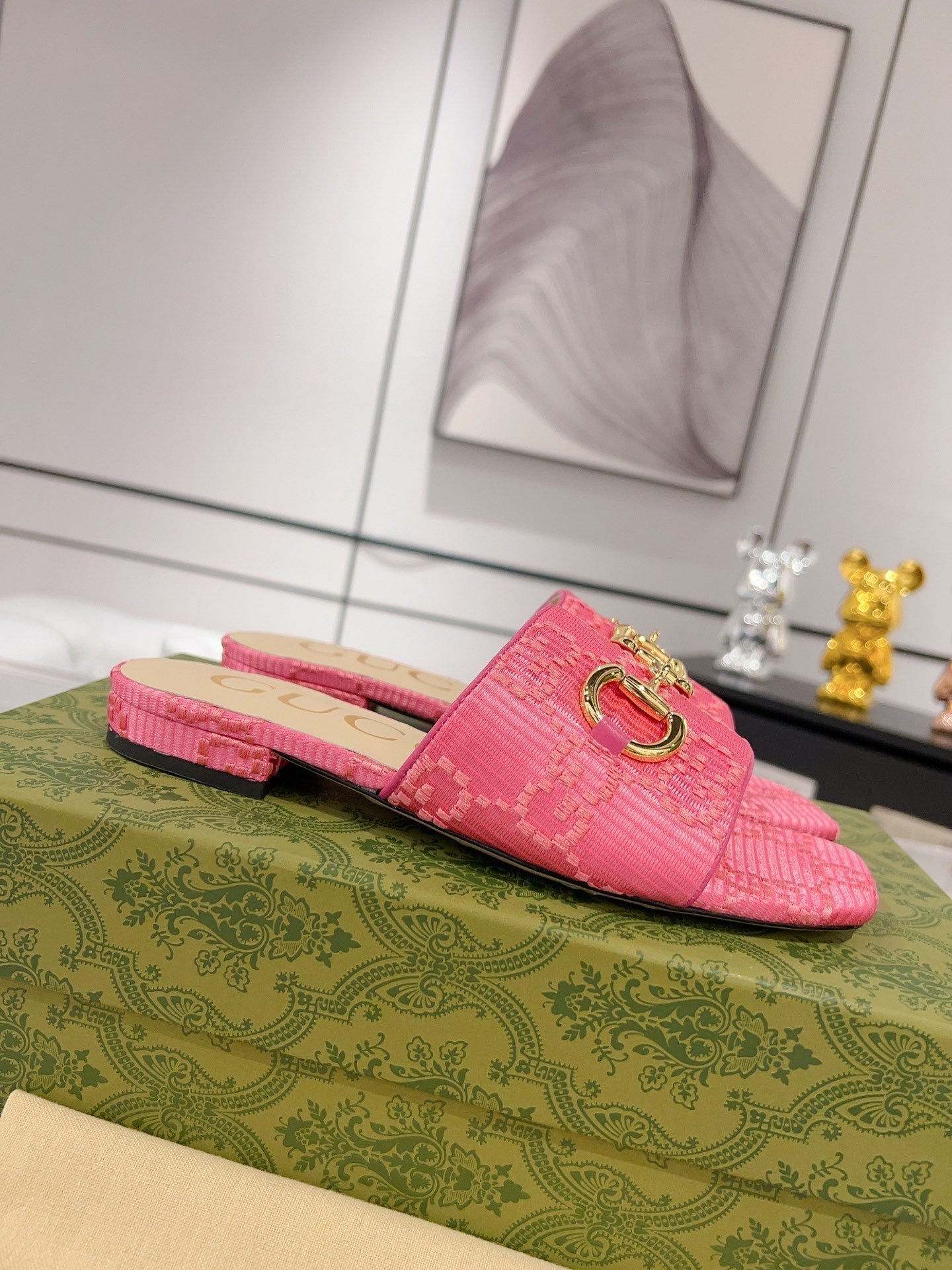 GUCCI CHUNKY SLIDE SANDAL BRIGHT PINK CALFSKIN