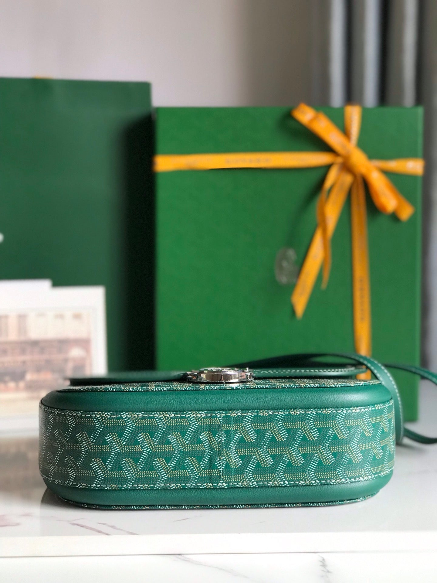 233 BAG 25 IN GREEN CALFKIN AND GOYARDINE CANVAS