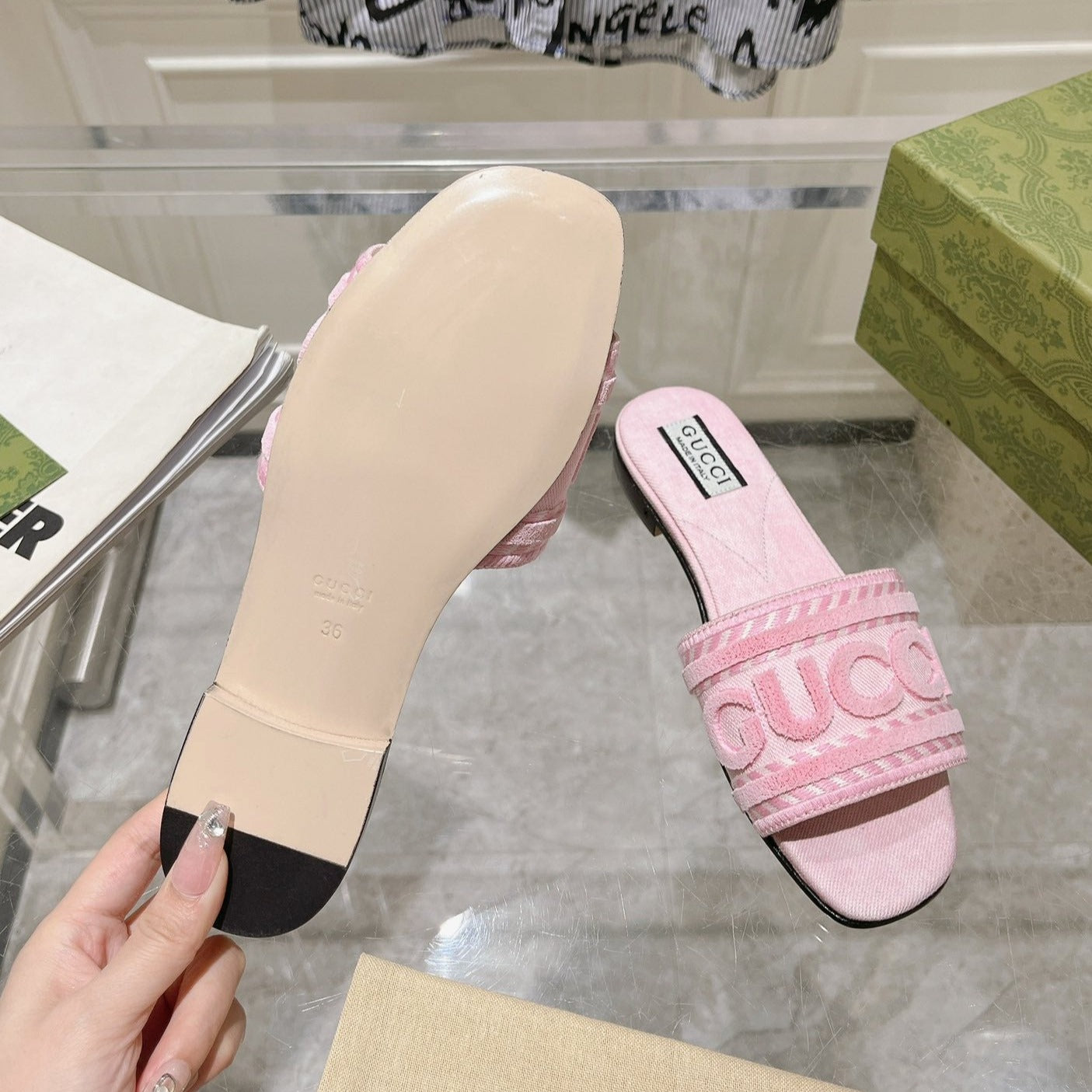 GUCCI Interlocking double G hollow slippers PInk Rose