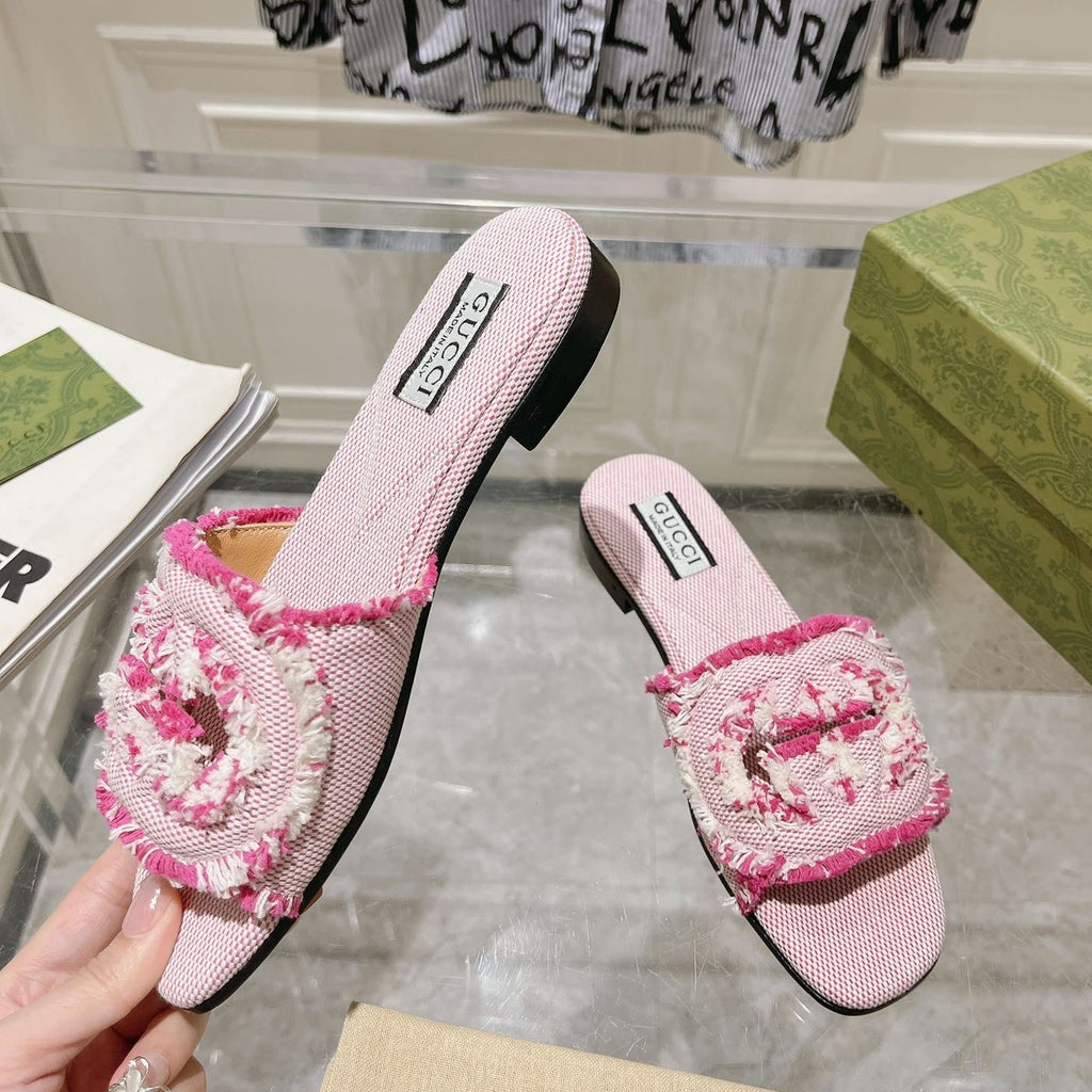 GUCCI Interlocking double G hollow slippers Neon pink