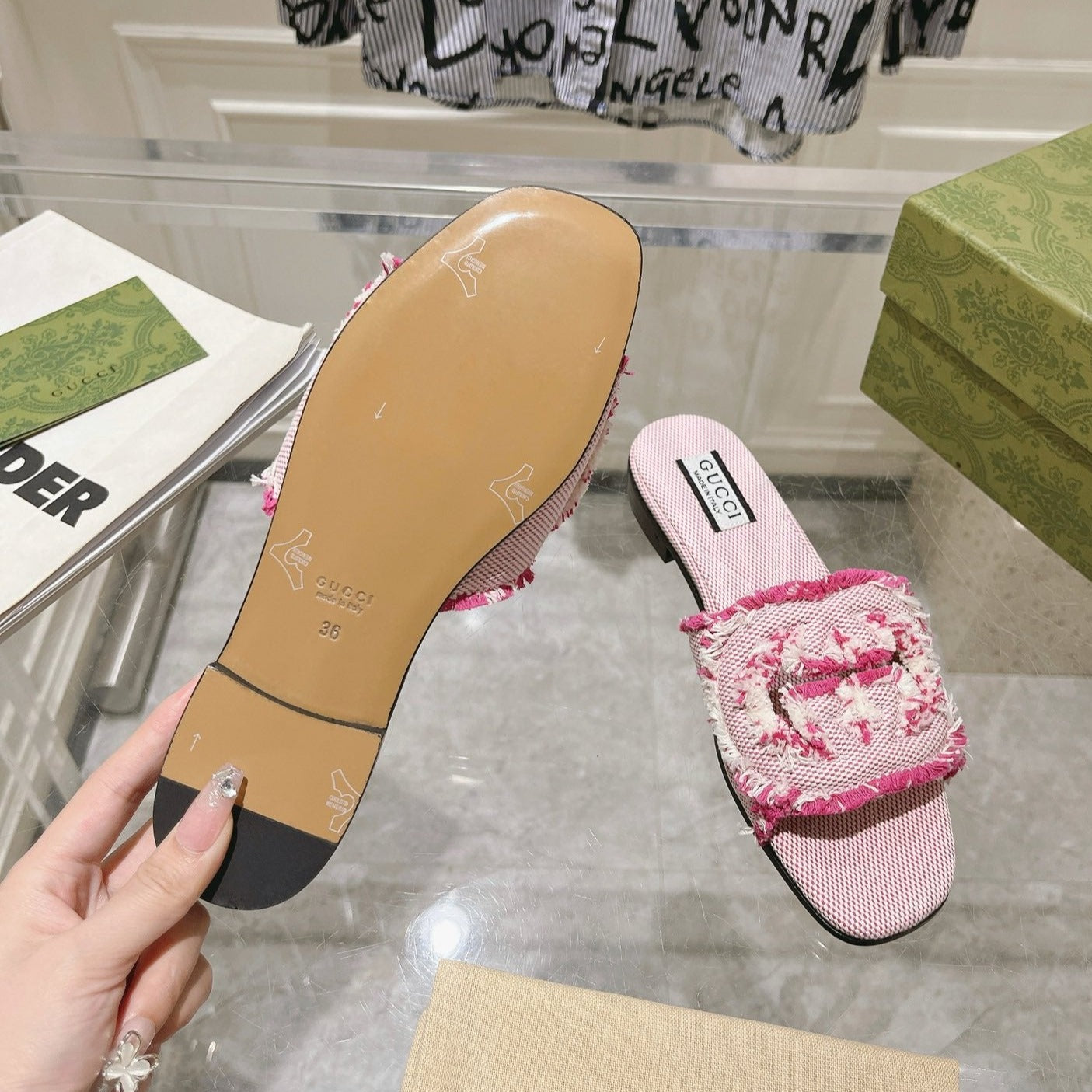 GUCCI Interlocking double G hollow slippers Neon pink