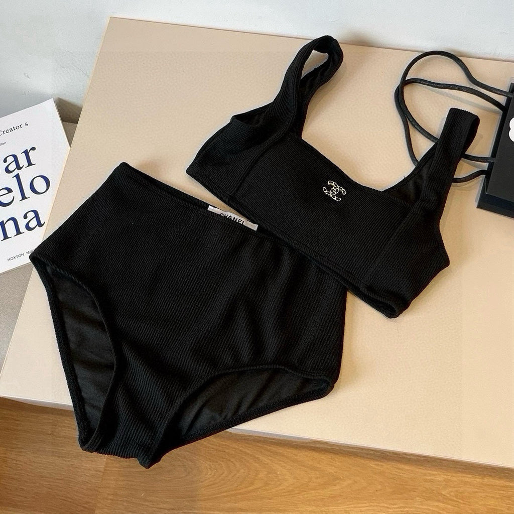 CHANEL BIKINI SWIMSUIT SET IN BLACK ATTACHED WITH LOGO 629243