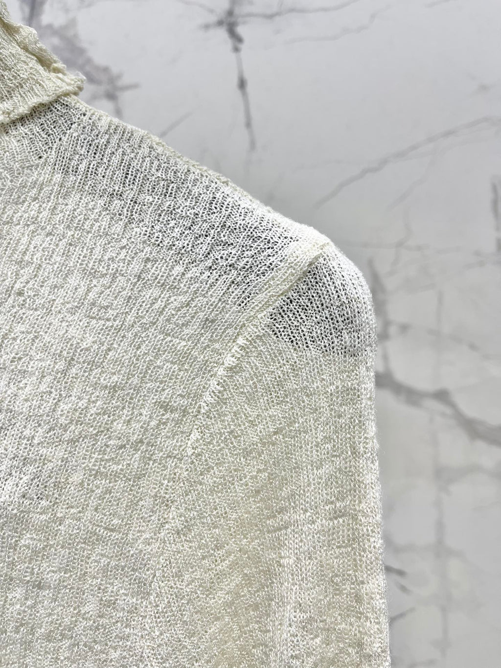 YSL 25S FITTED TURTLENECK SWEATER STYLE 182