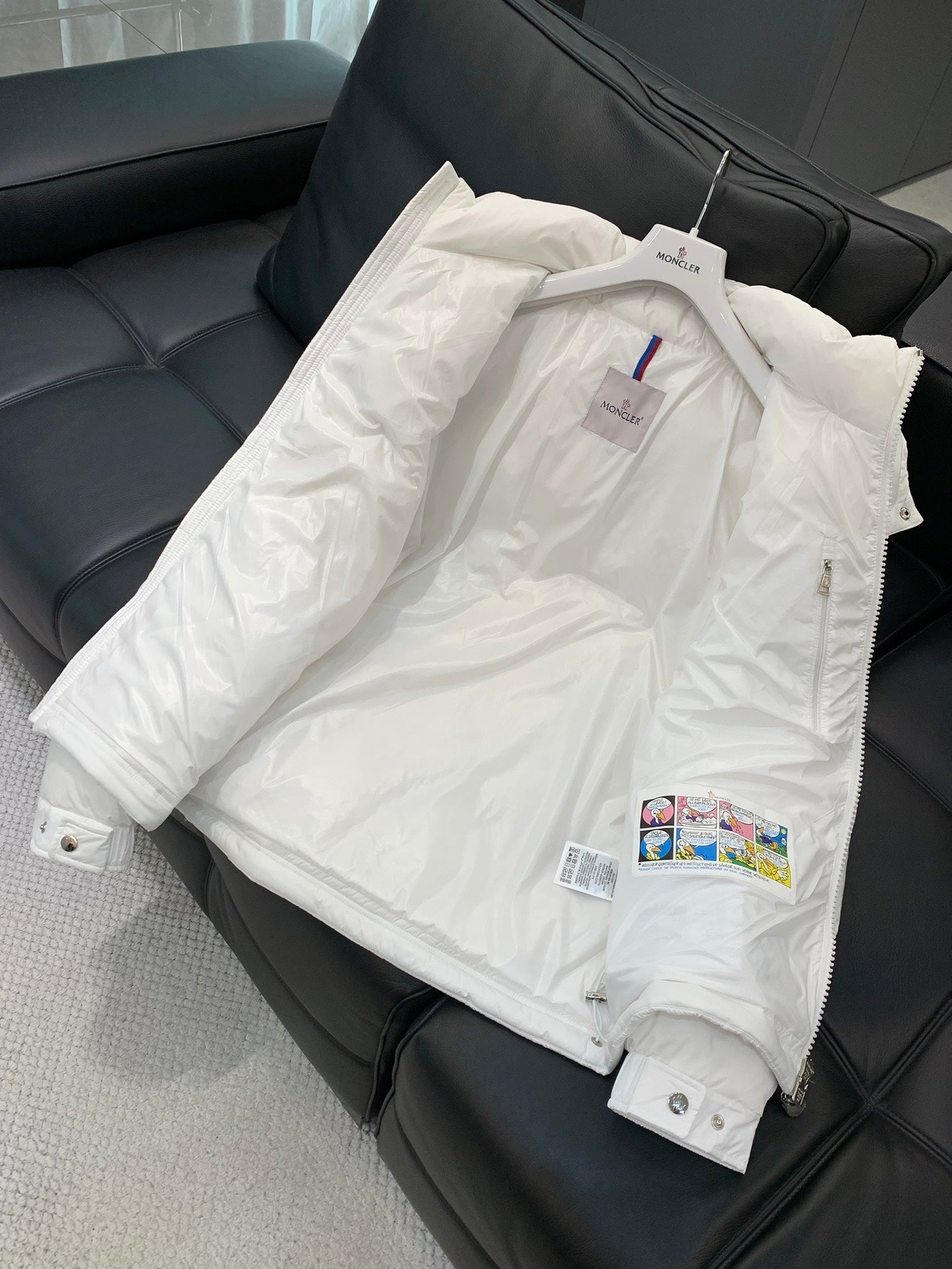 MONCLER 25S DOWN JACKET 394
