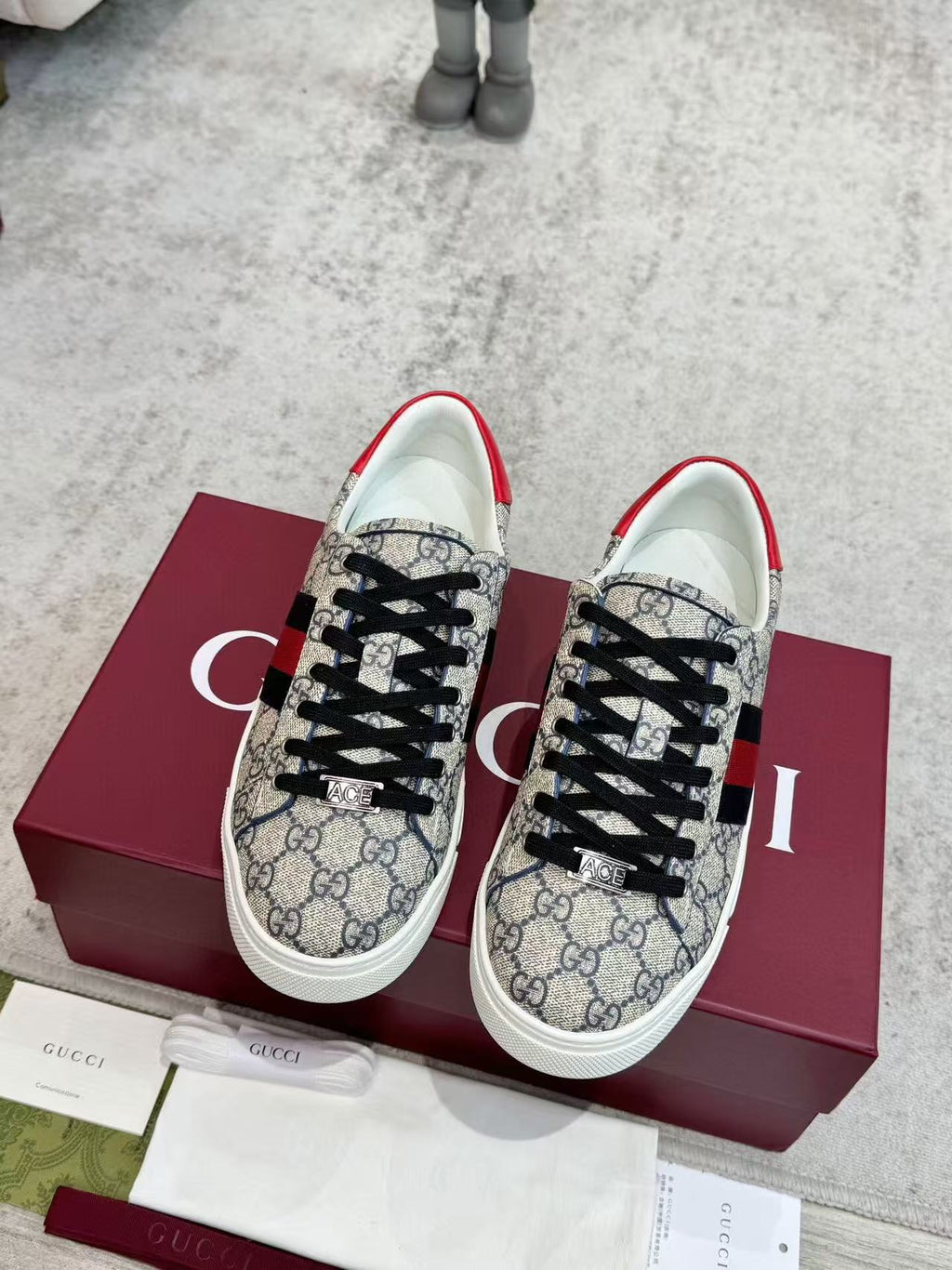 GUCCI ACE TRAINER CANVAS IN WEB BEIGE