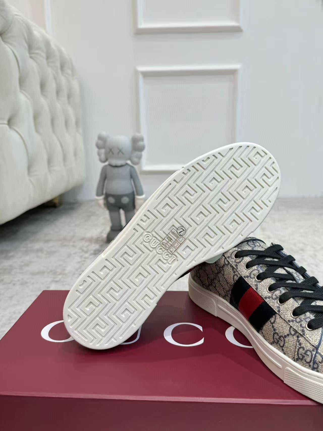GUCCI ACE TRAINER CANVAS IN WEB BEIGE