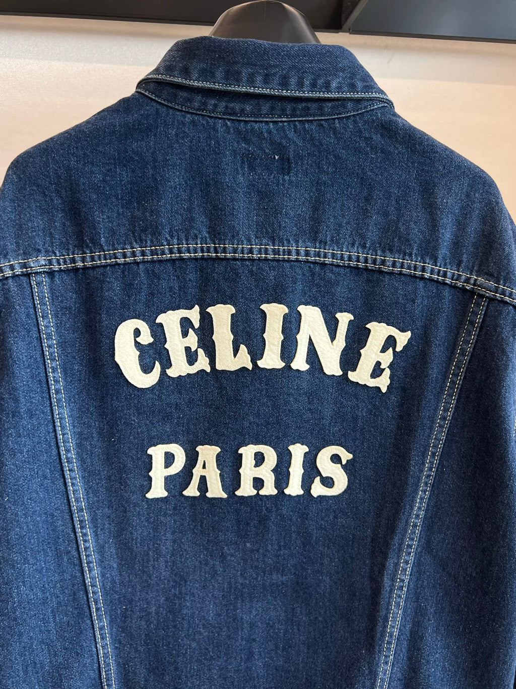 CELINE CLASSIC TRUCKER JACKET INDIGO DENIM CONTRAST STITCHING SILVER BUTTONS          Ask ChatGPT